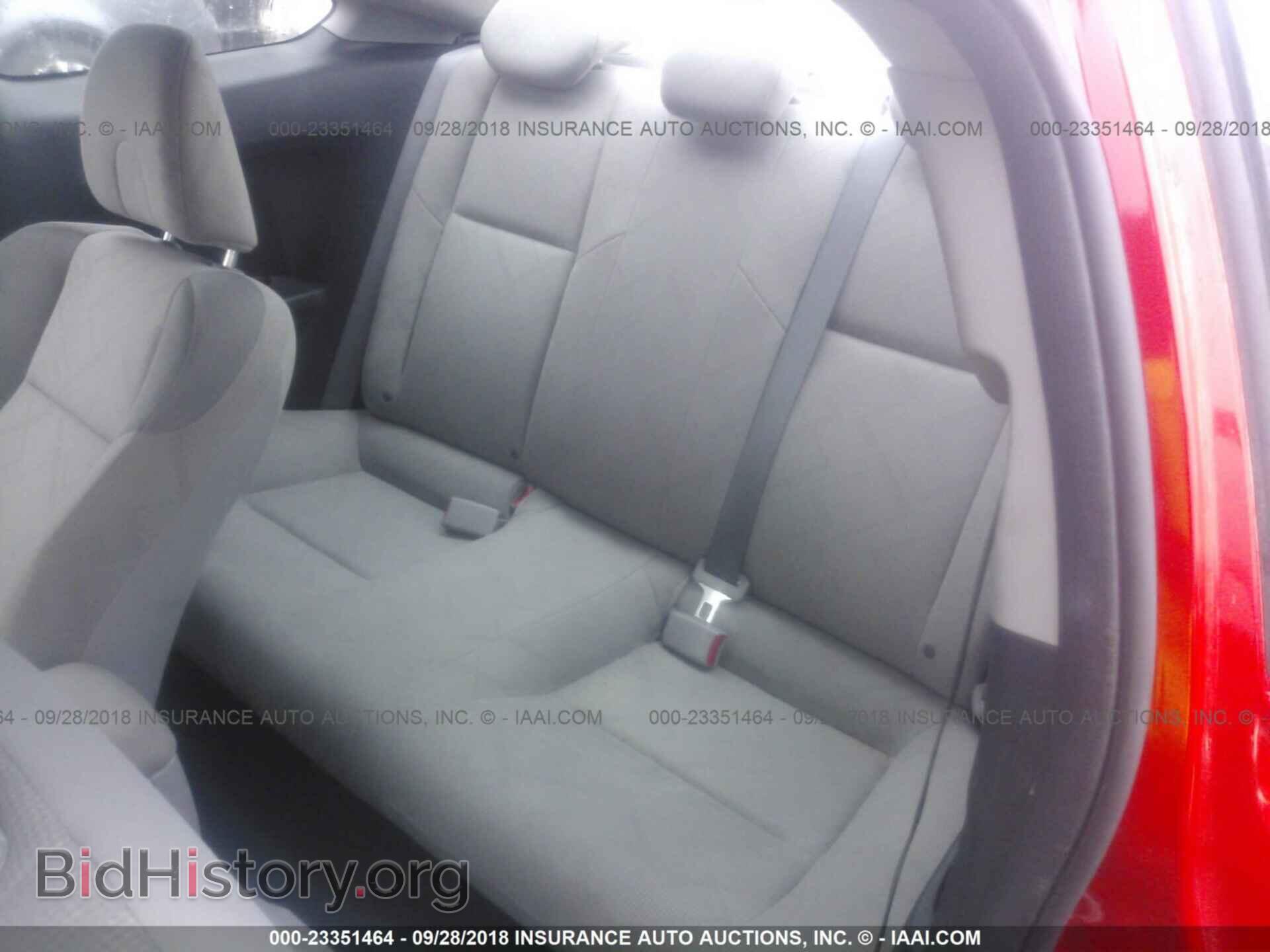 2012 Honda Civic - VIN: 2HGFG3B54CH510577 - Photo 8