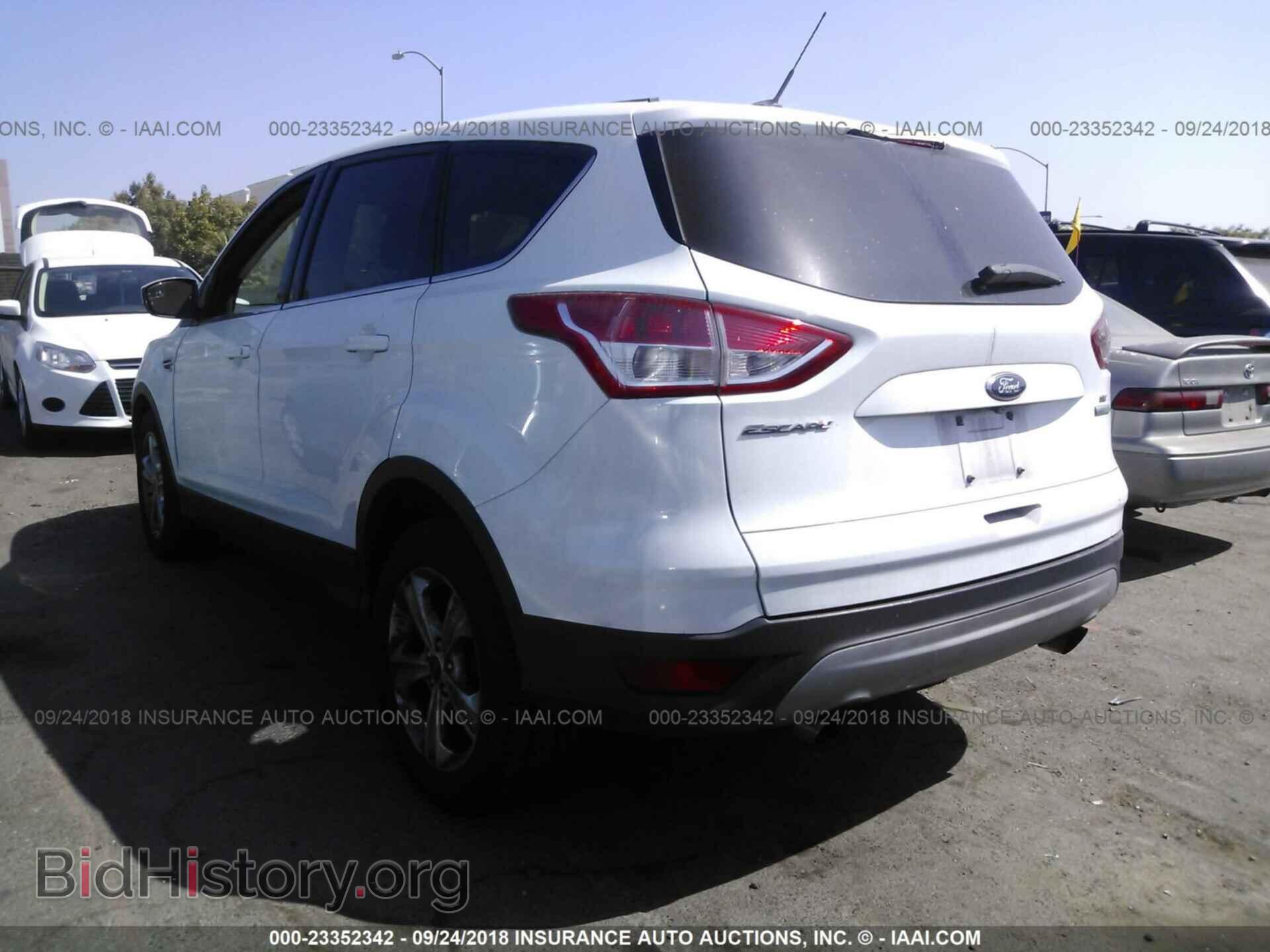 2014 Ford Escape - VIN: 1FMCU0GX4EUC46050 - Фото 3