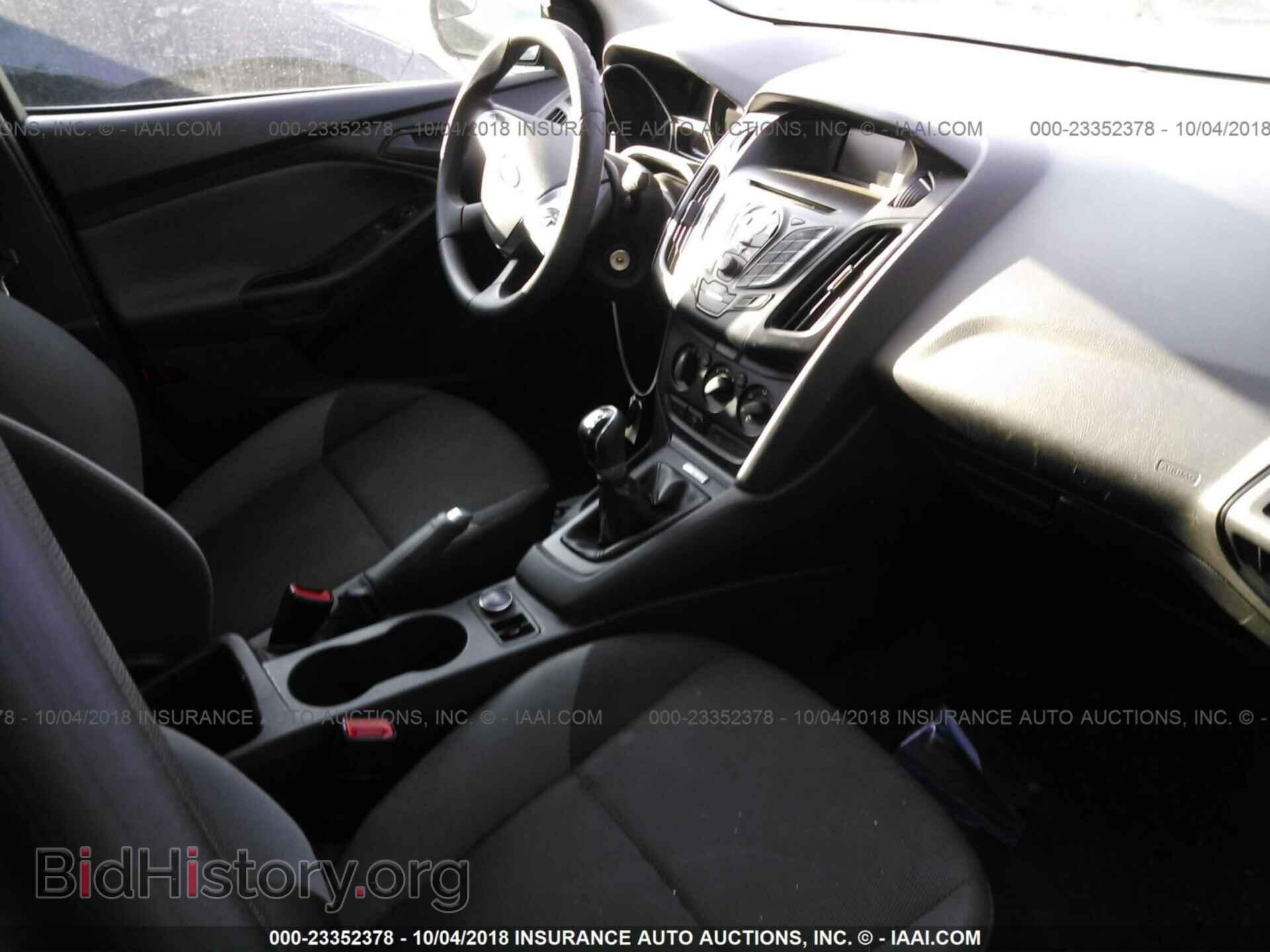 2014 Ford Focus - VIN: 1FADP3E23EL124056 - Фото 5