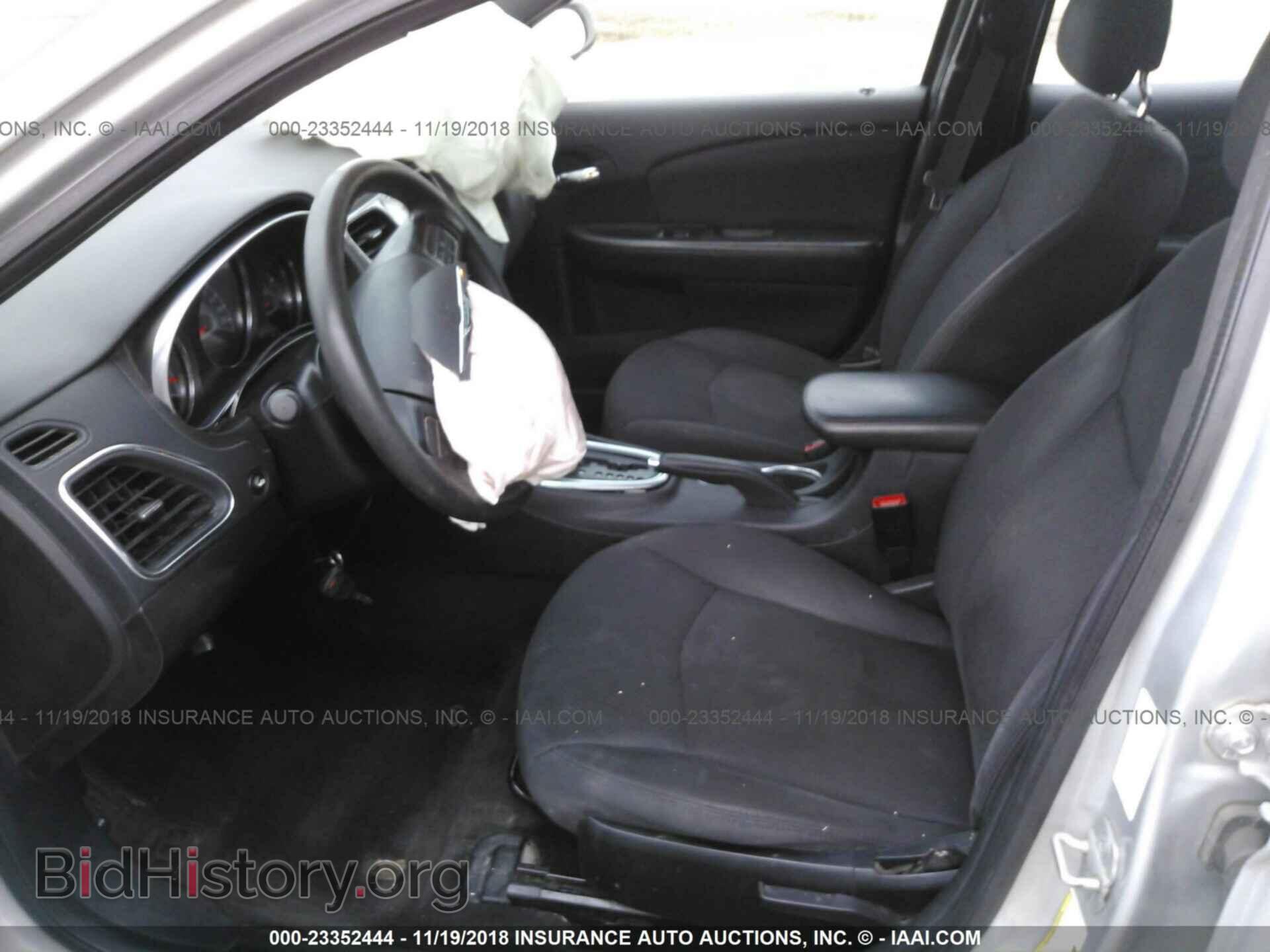 2012 Chrysler 200 - VIN: 1C3CCBAB8CN248606 - Фото 5