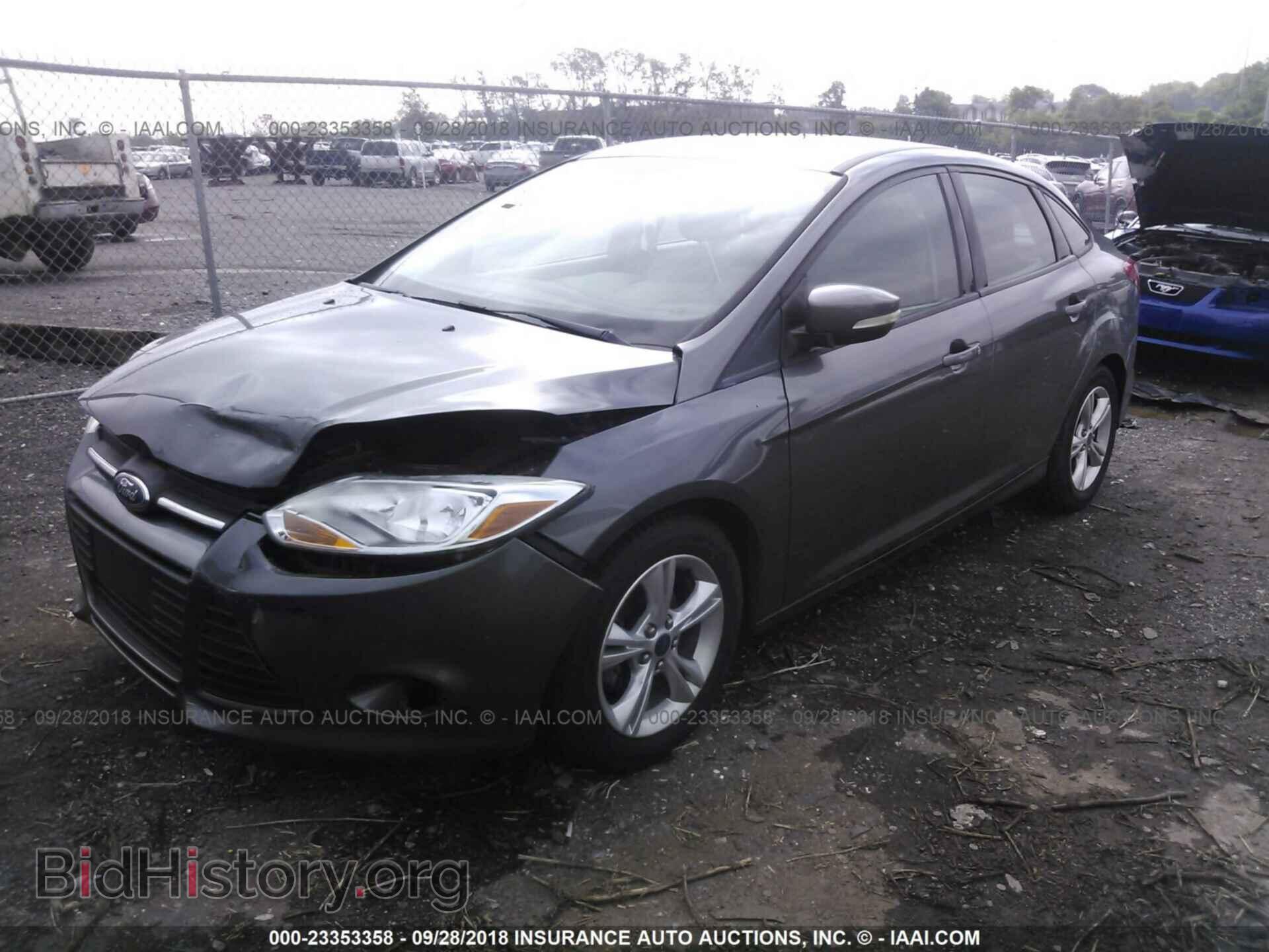 2013 Ford Focus - VIN: 1FADP3F23DL359473 - Фото 2