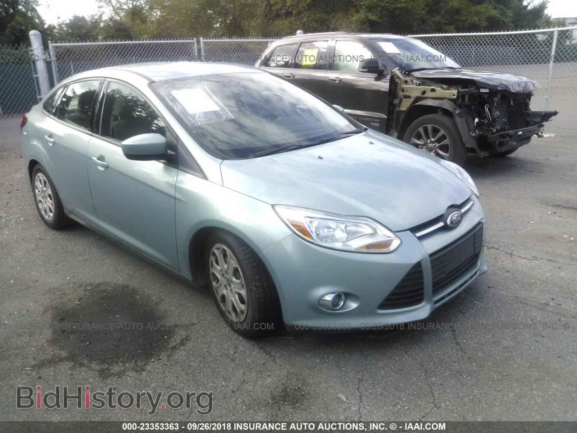 Фотография 1FAHP3F26CL472558 - Ford Focus 2012