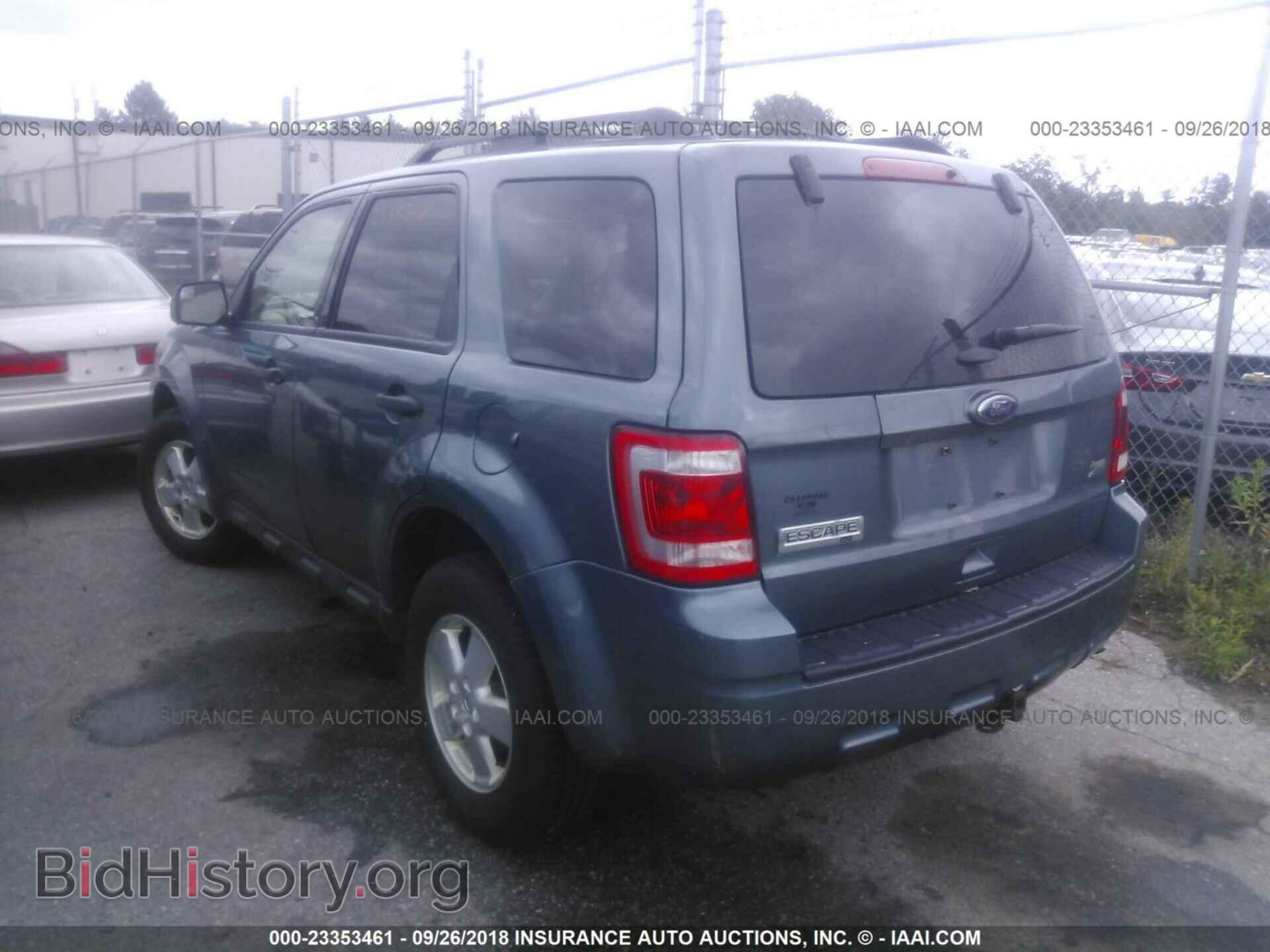 2012 Ford Escape - VIN: 1FMCU9DGXCKC33756 - Фото 3