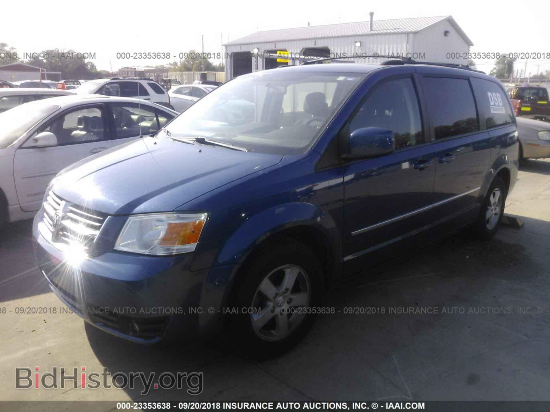 2010 DODGE GRAND CARAVAN - VIN: 2D4RN5D11AR296875 - Фото 2