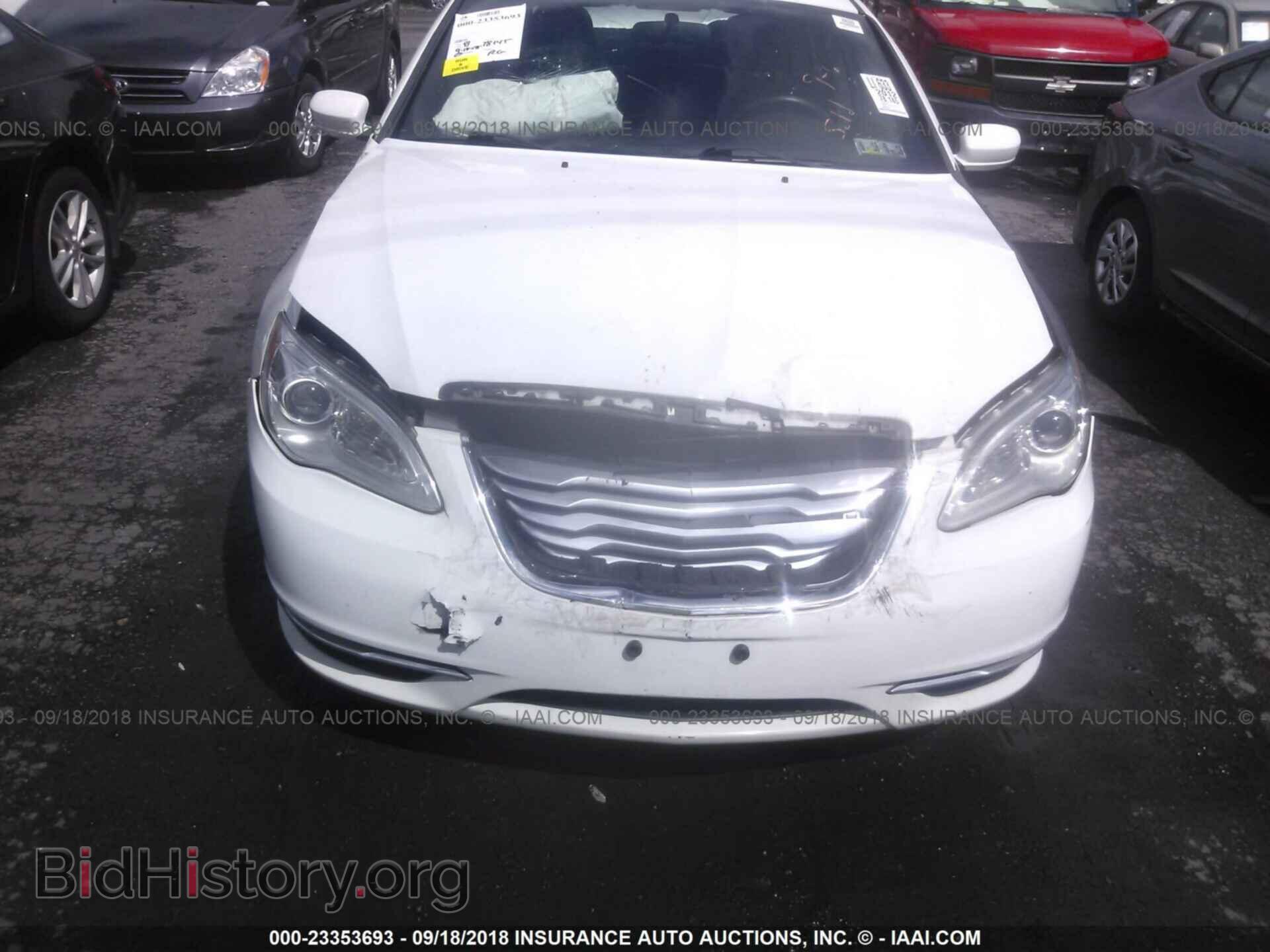 2012 Chrysler 200 - VIN: 1C3CCBAB4CN319753 - Фото 6