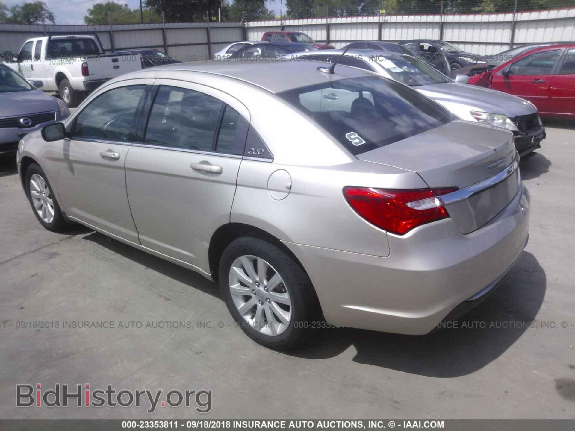 2013 Chrysler 200 - VIN: 1C3CCBBB1DN672659 - Photo 3