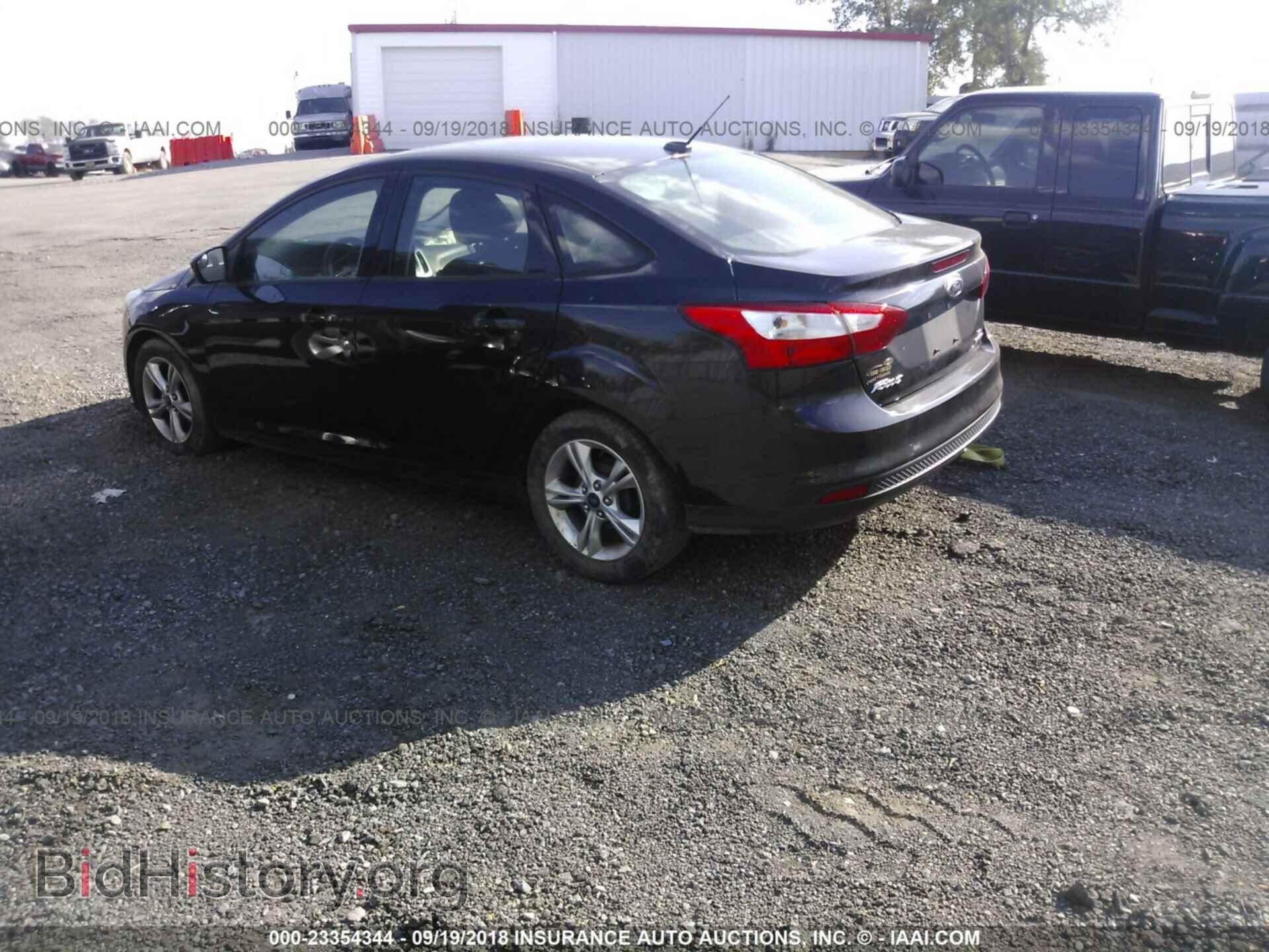 2013 Ford Focus - VIN: 1FADP3F25DL193604 - Photo 3