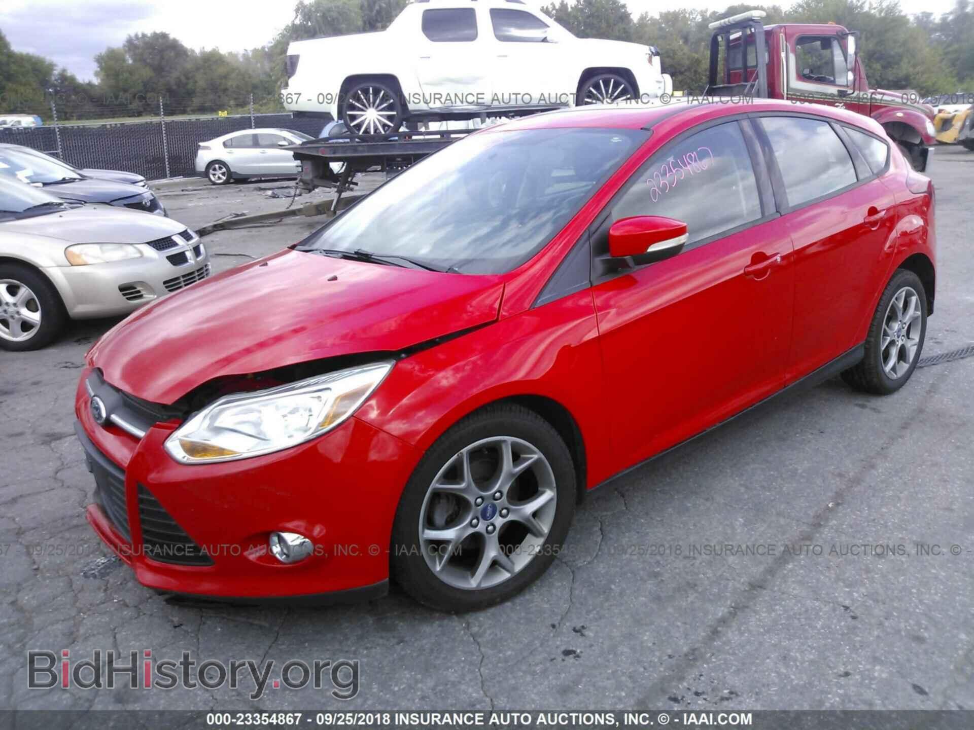 2013 Ford Focus - VIN: 1FADP3K27DL223238 - Фото 2