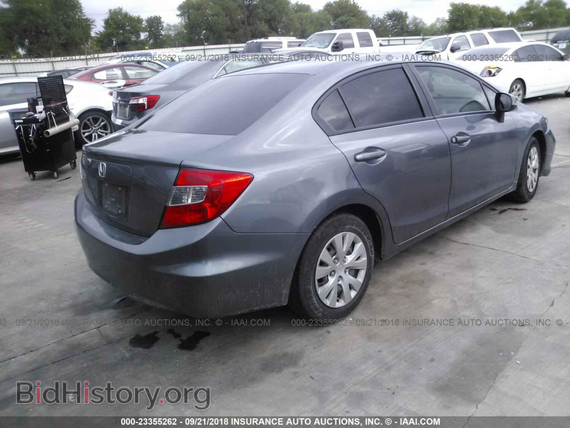 2012 Honda Civic - VIN: 19XFB2F59CE106266 - Фото 4