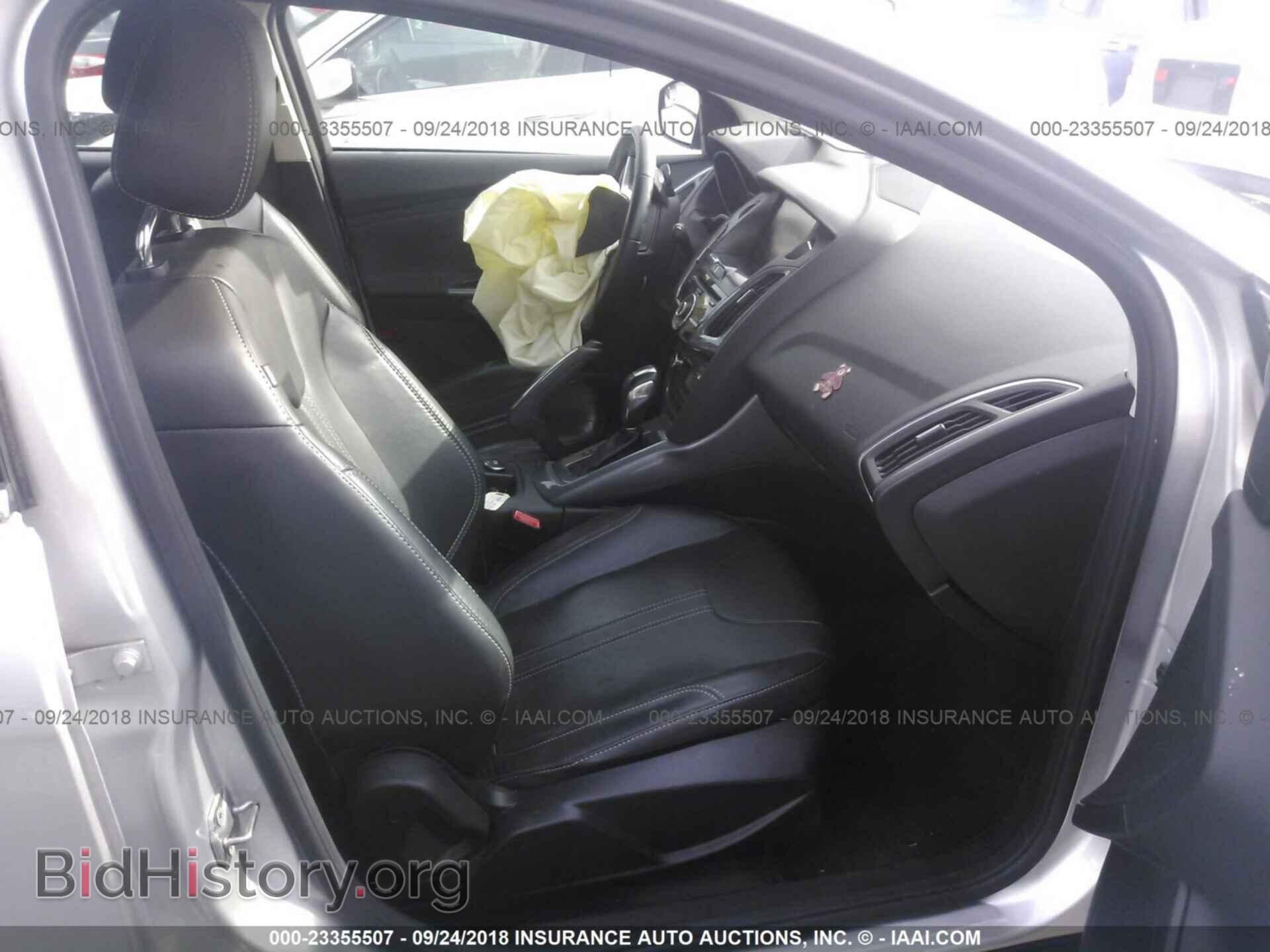 2012 Ford Focus - VIN: 1FAHP3N24CL335751 - Фото 5