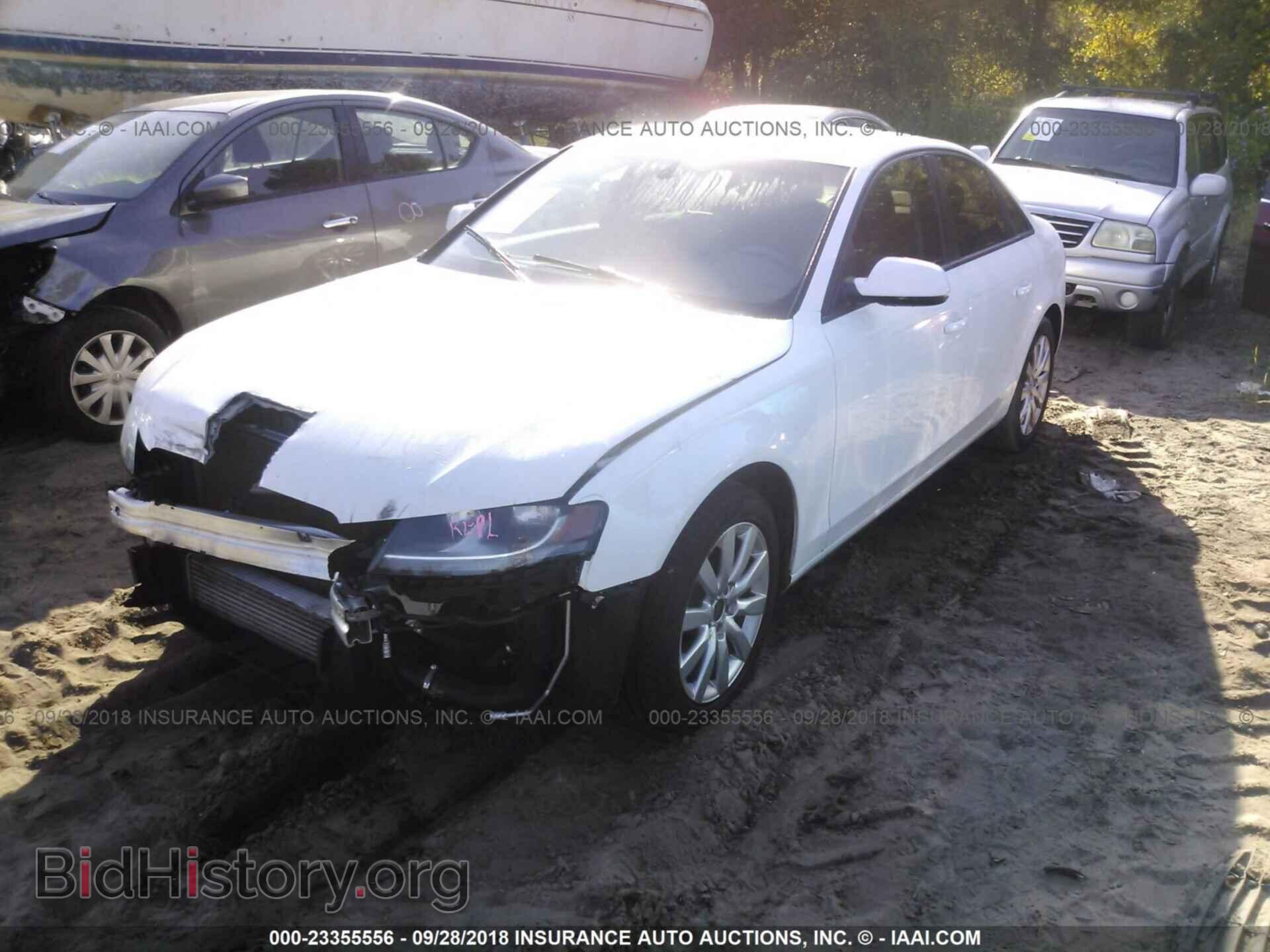 2012 Audi A4 - VIN: WAUAFAFL4CN016829 - Photo 2