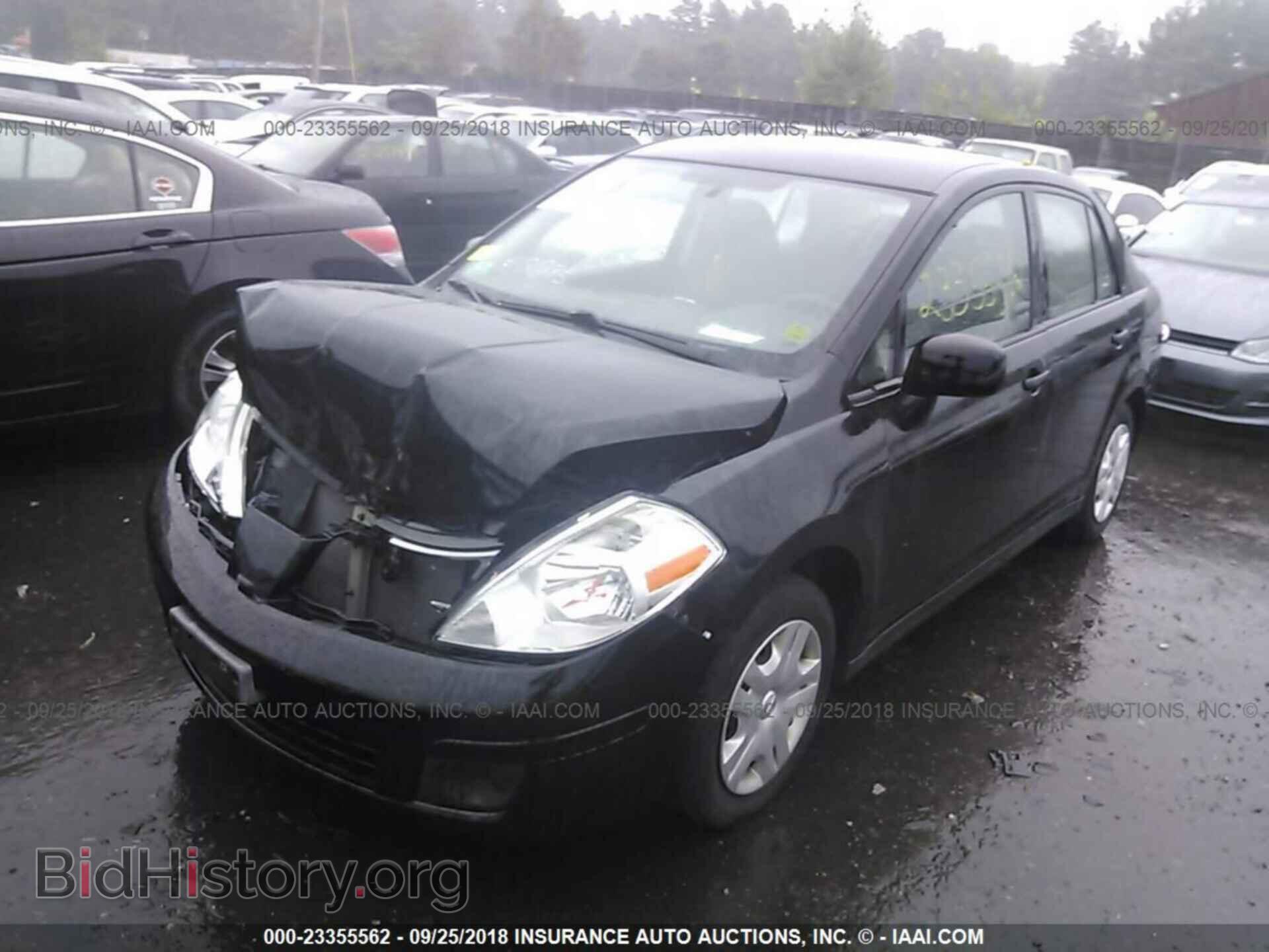 2011 Nissan Versa - VIN: 3N1BC1AP3BL410835 - Photo 2