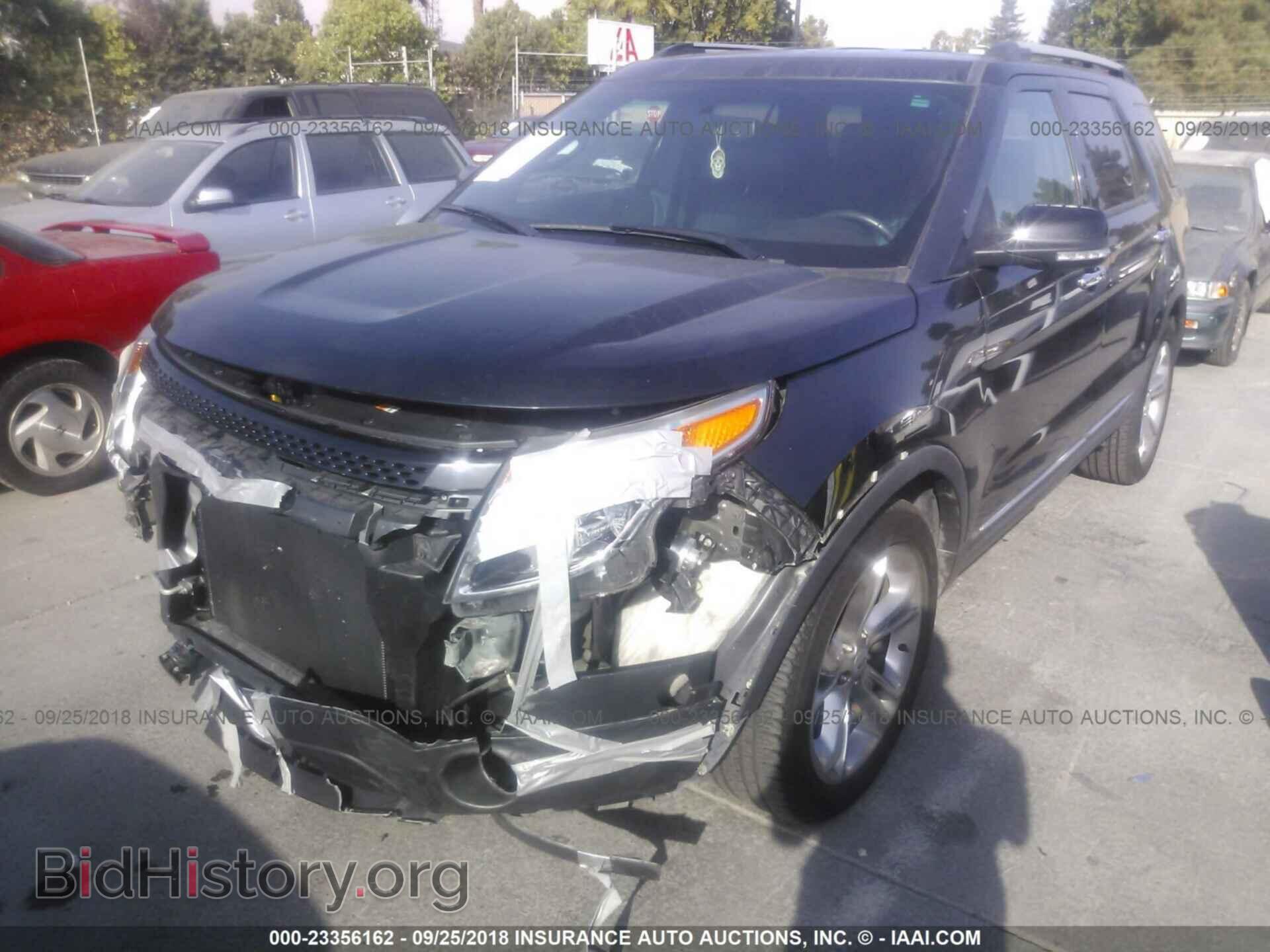 2014 Ford Explorer - VIN: 1FM5K7F81EGA70462 - Photo 2