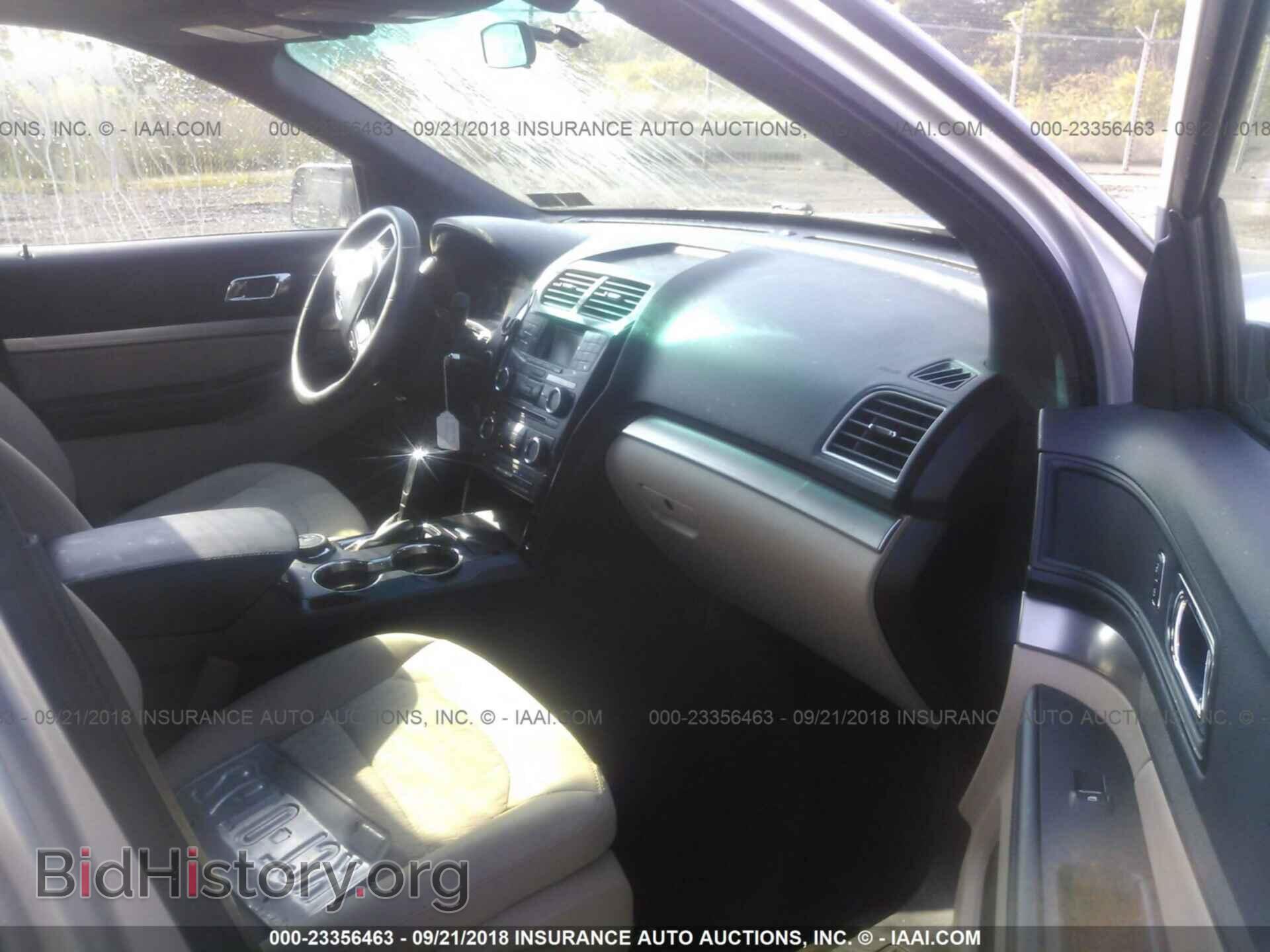 2016 Ford Explorer - VIN: 1FM5K8B86GGB10288 - Photo 5