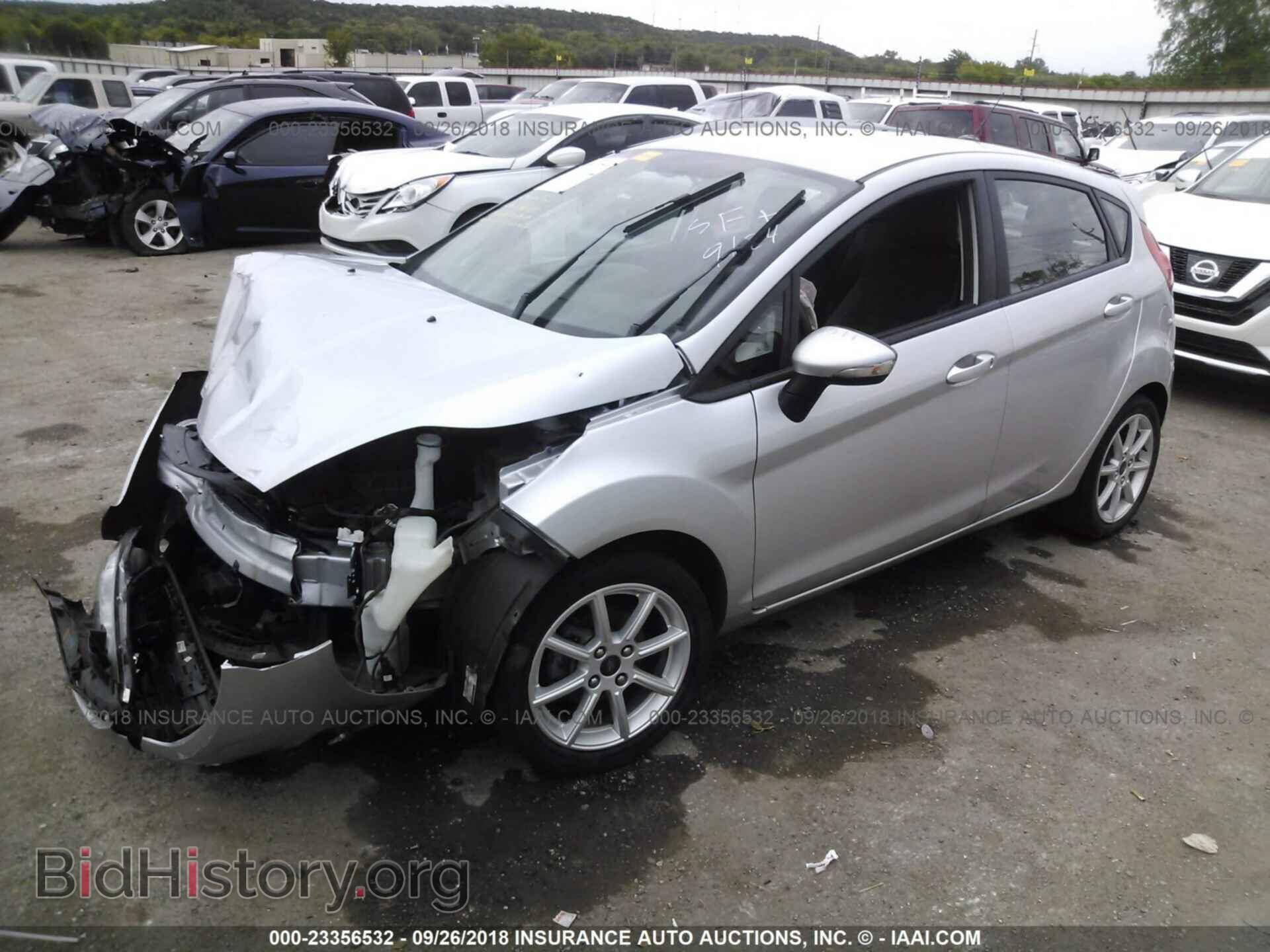 2014 Ford Fiesta - VIN: 3FADP4EJ7EM220493 - Фото 2