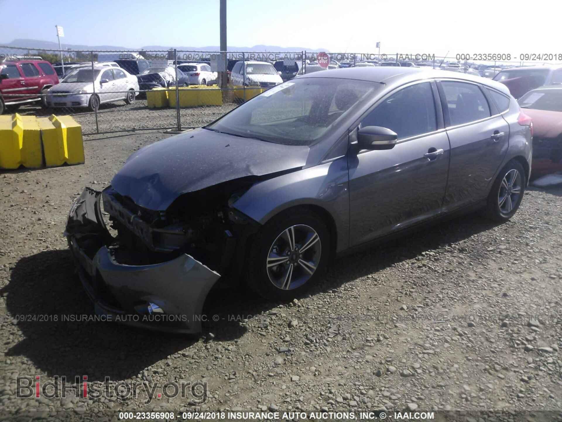 2014 Ford Focus - VIN: 1FADP3K21EL420925 - Photo 2