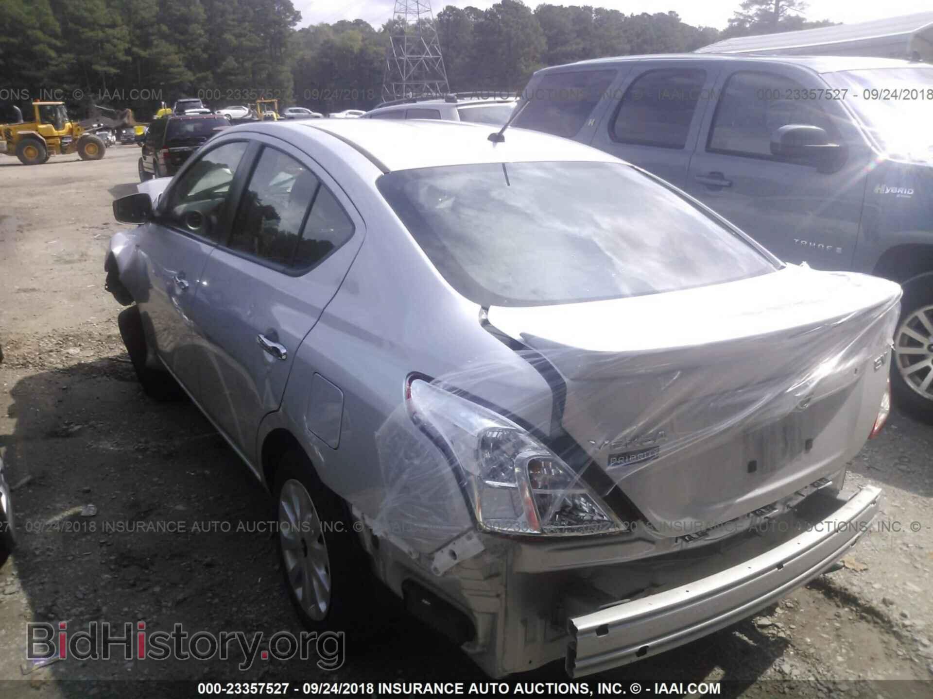 2016 Nissan Versa - VIN: 3N1CN7AP3GL910812 - Фото 3