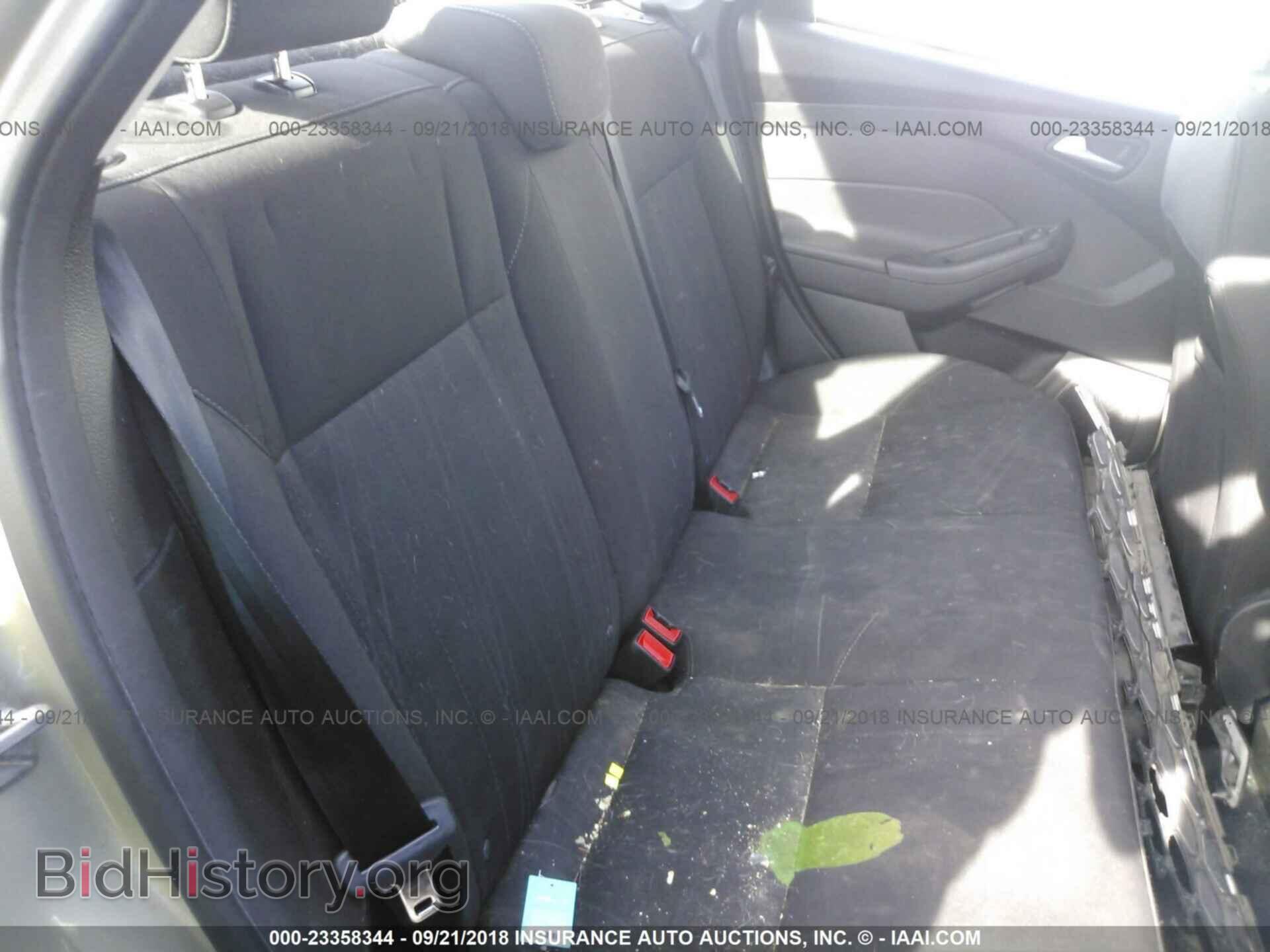 2016 Ford Focus - VIN: 1FADP3F24GL282844 - Фото 8