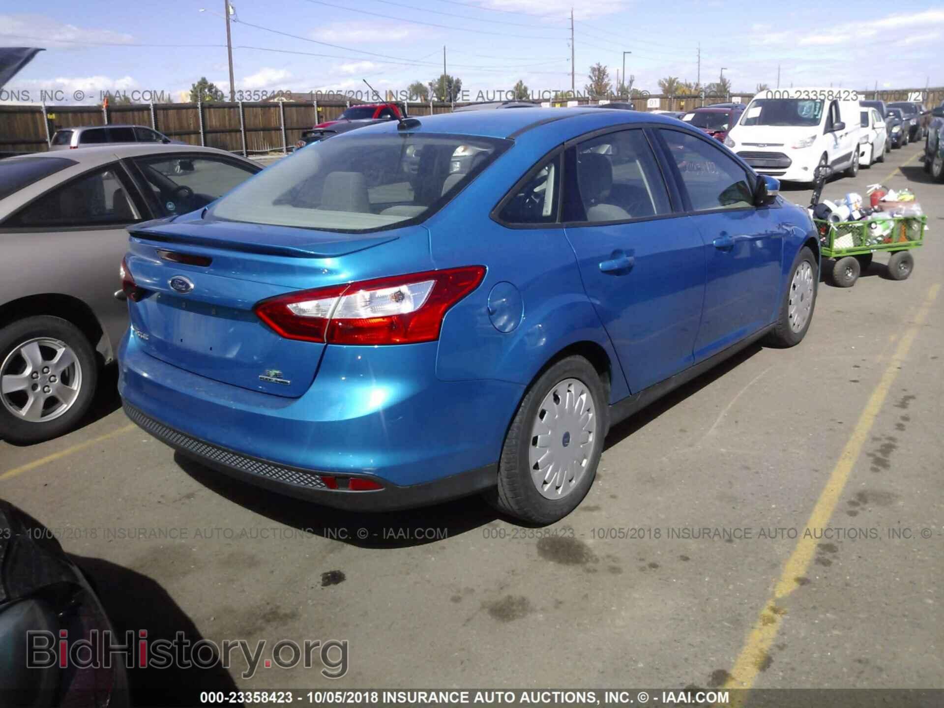 2013 Ford Focus - VIN: 1FADP3F22DL340106 - Фото 4