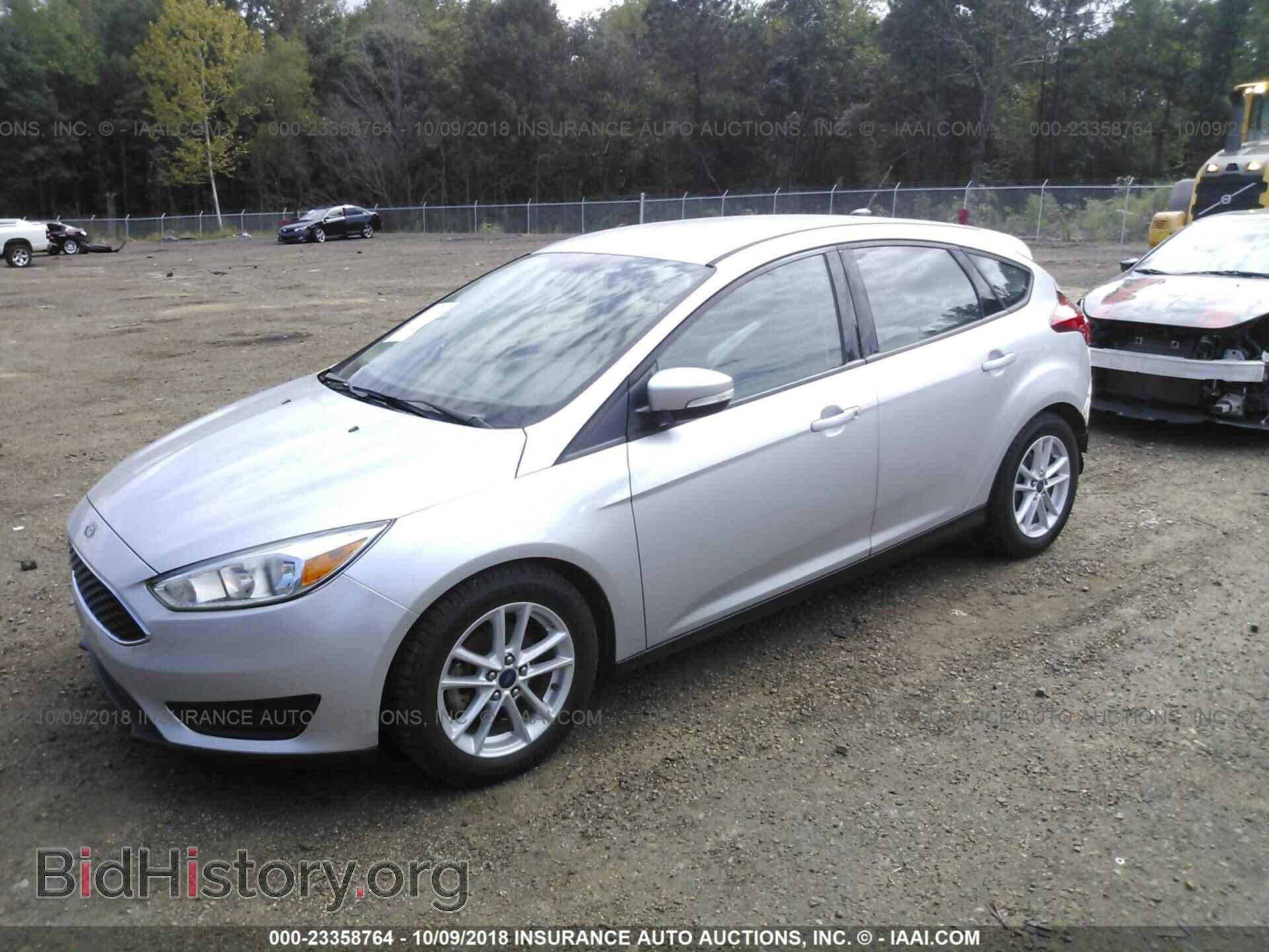 2015 Ford Focus - VIN: 1FADP3K2XFL376618 - Фото 2
