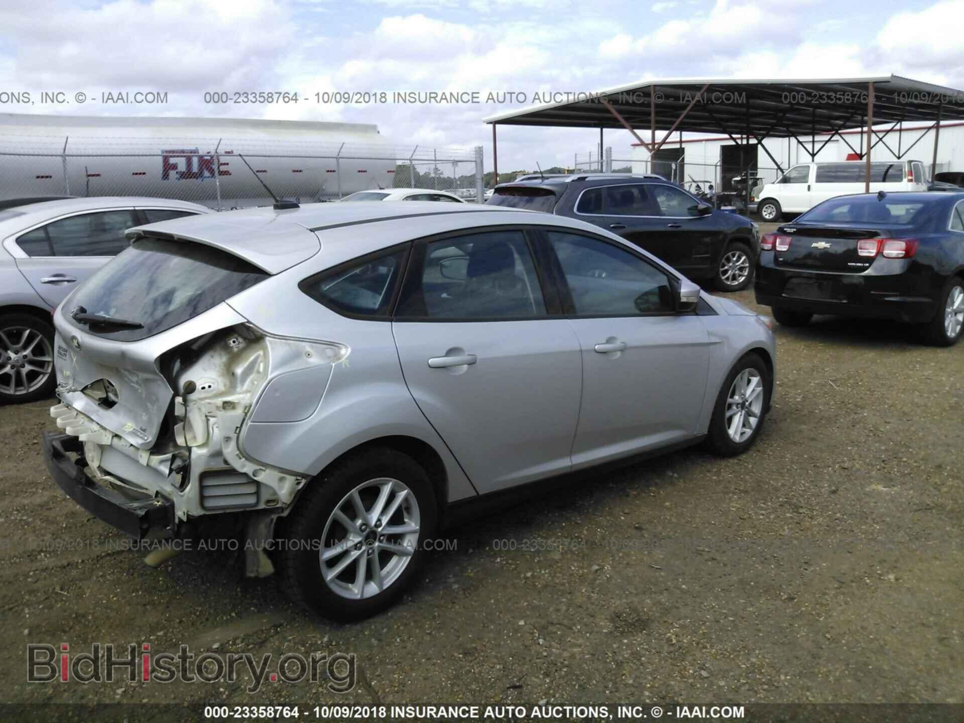 2015 Ford Focus - VIN: 1FADP3K2XFL376618 - Фото 4
