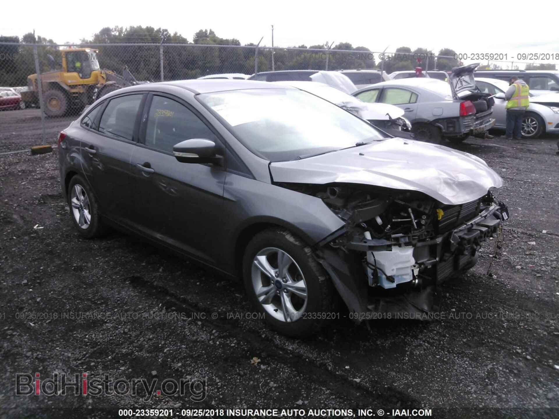 Photo 1FADP3F20EL121095 - Ford Focus 2014