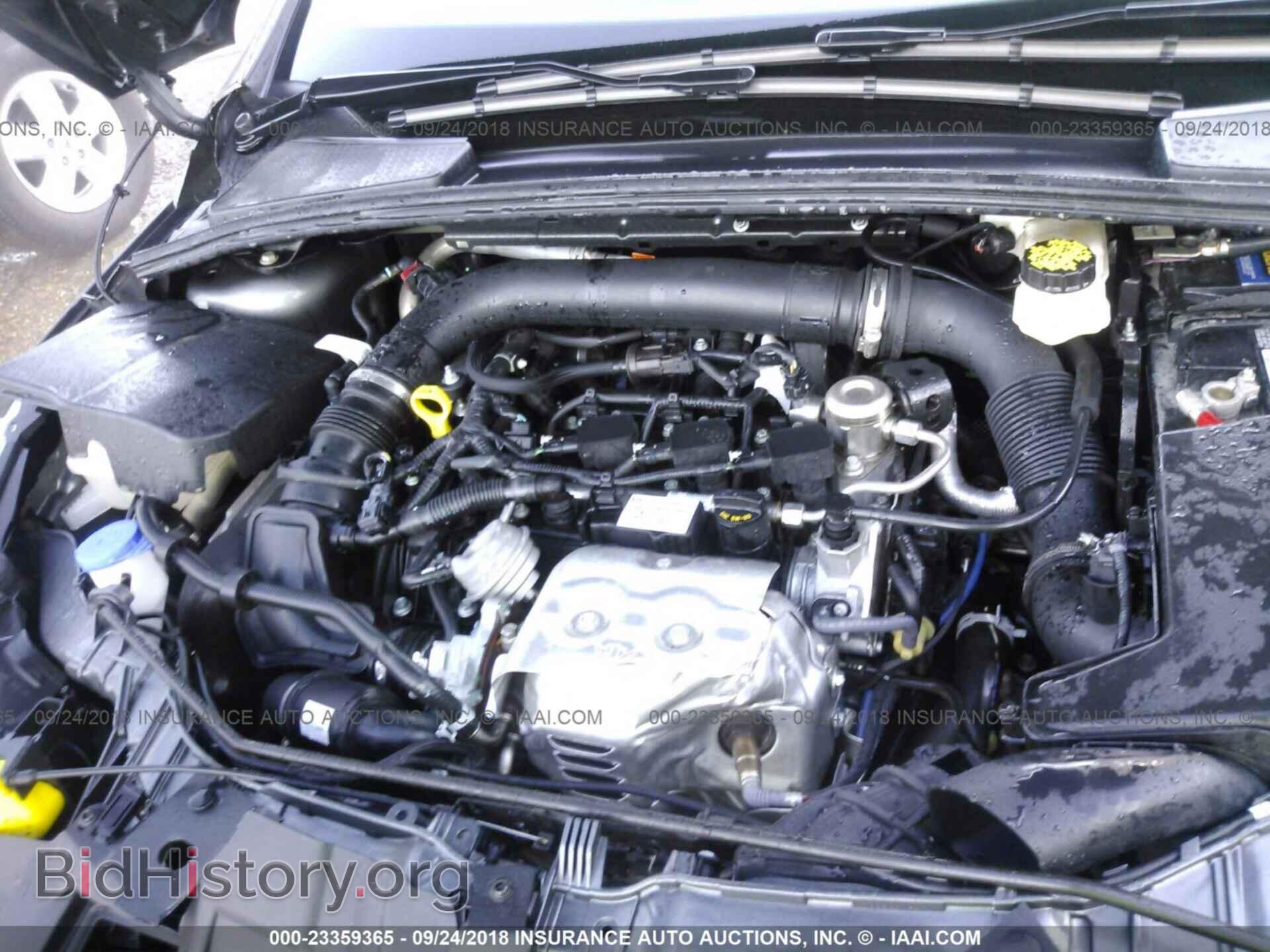 2018 Ford Focus - VIN: 1FADP3FE3JL275286 - Photo 10