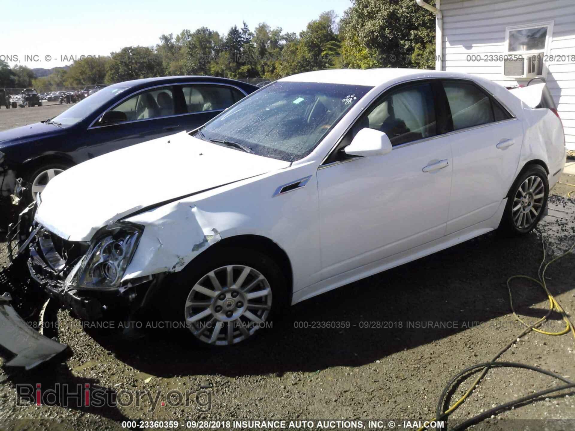 2013 Cadillac Cts - VIN: 1G6DE5E57D0165122 - Photo 2