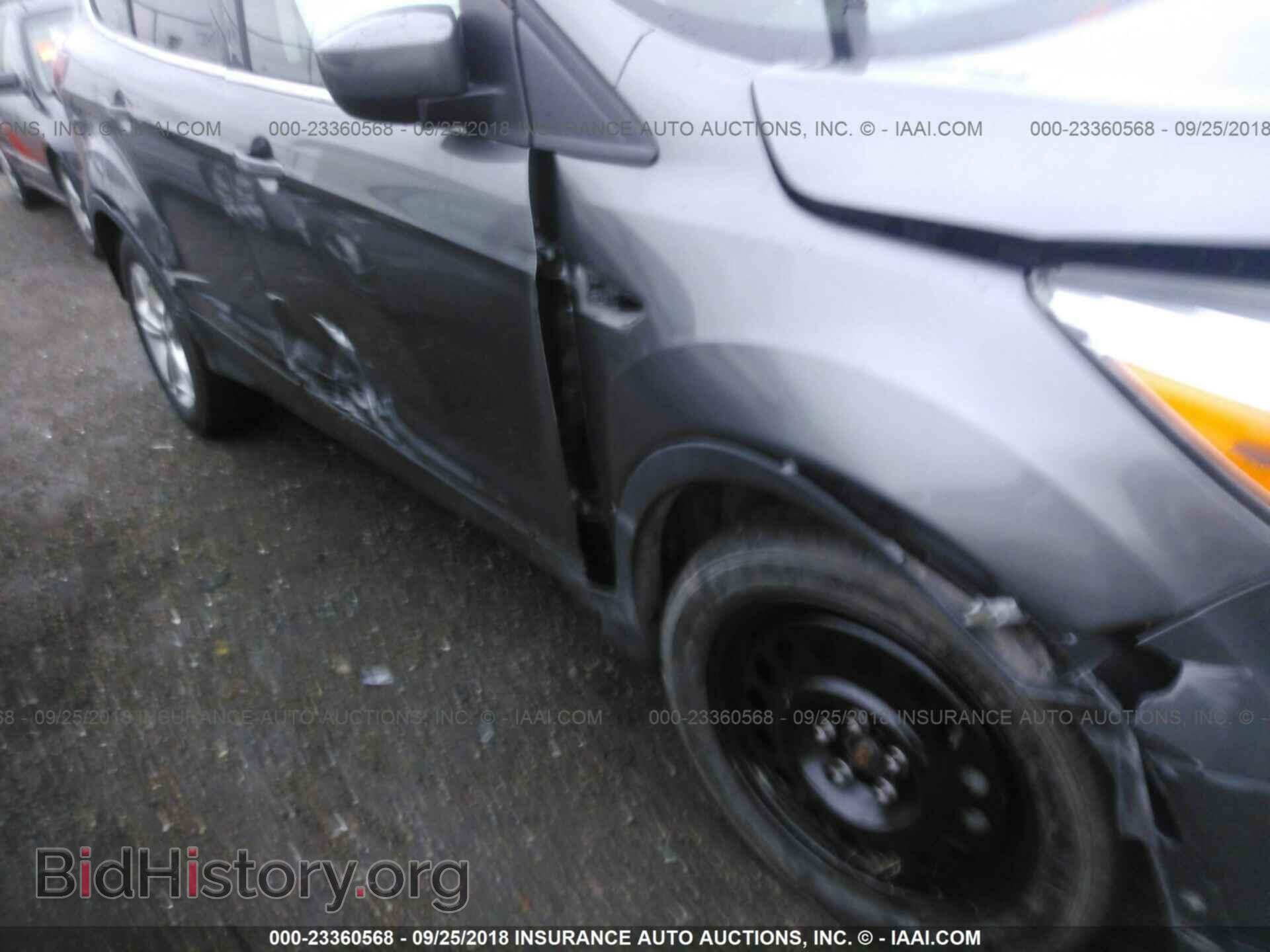 2014 Ford Escape - VIN: 1FMCU9GX2EUC85871 - Photo 6