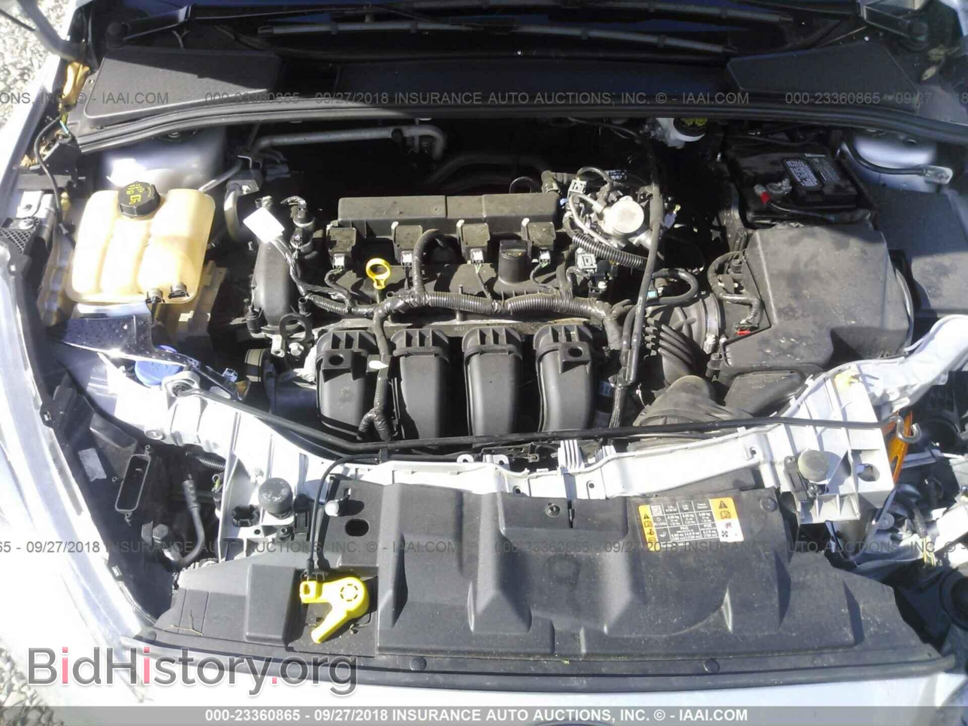 2016 Ford Focus - VIN: 1FADP3F20GL320148 - Photo 10