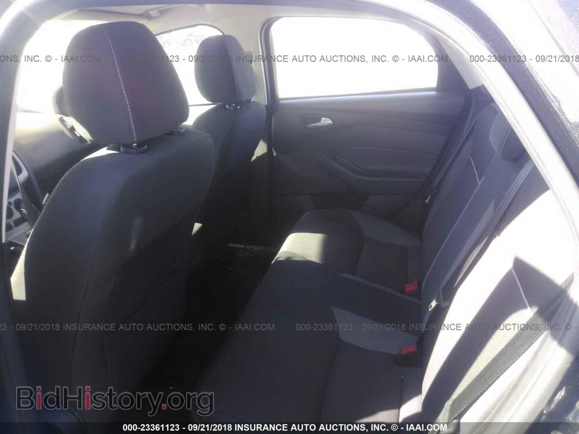 2014 Ford Focus - VIN: 1FADP3F20EL247523 - Фото 8