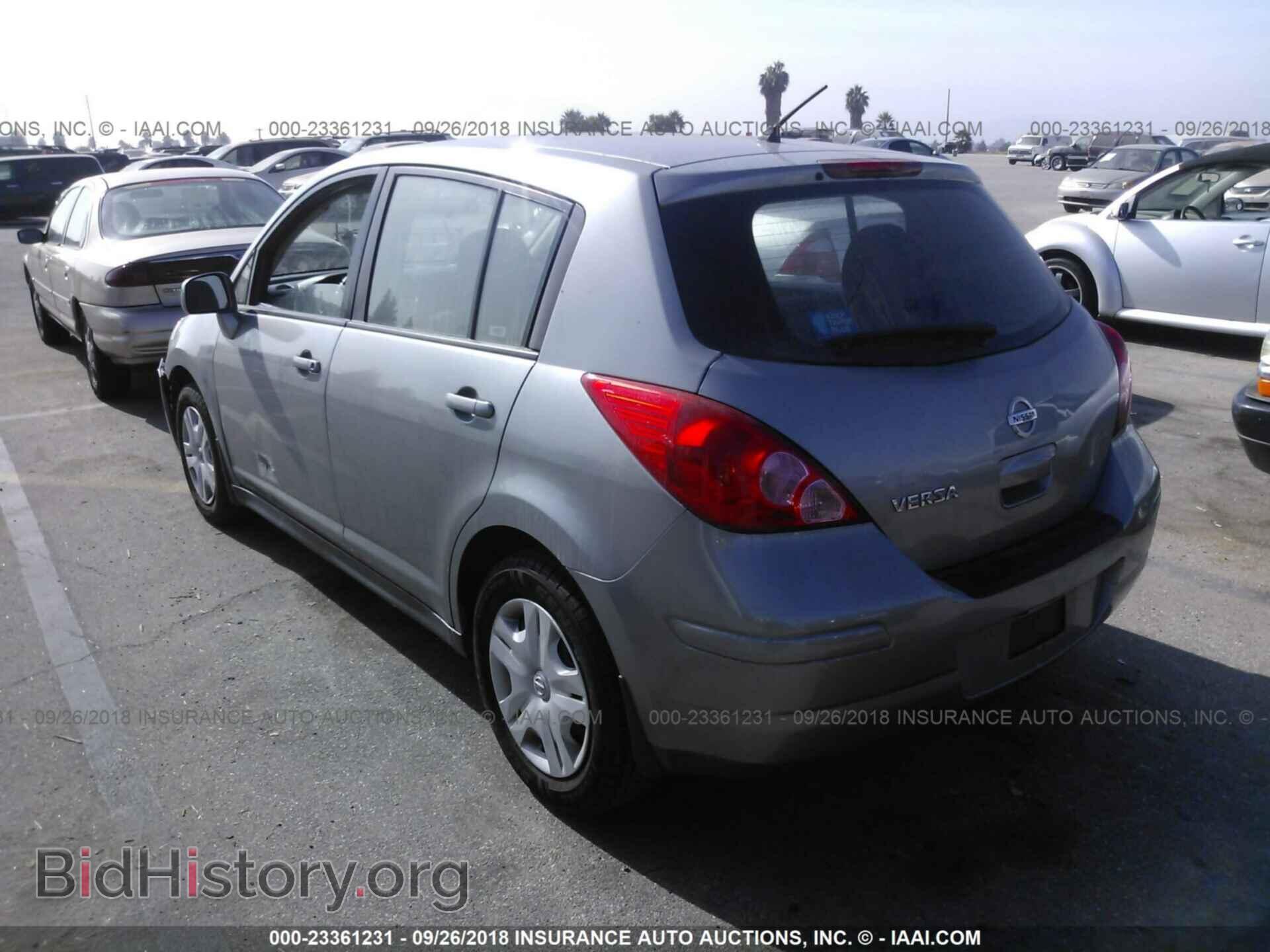 2011 Nissan Versa - VIN: 3N1BC1CP5BL437175 - Фото 3