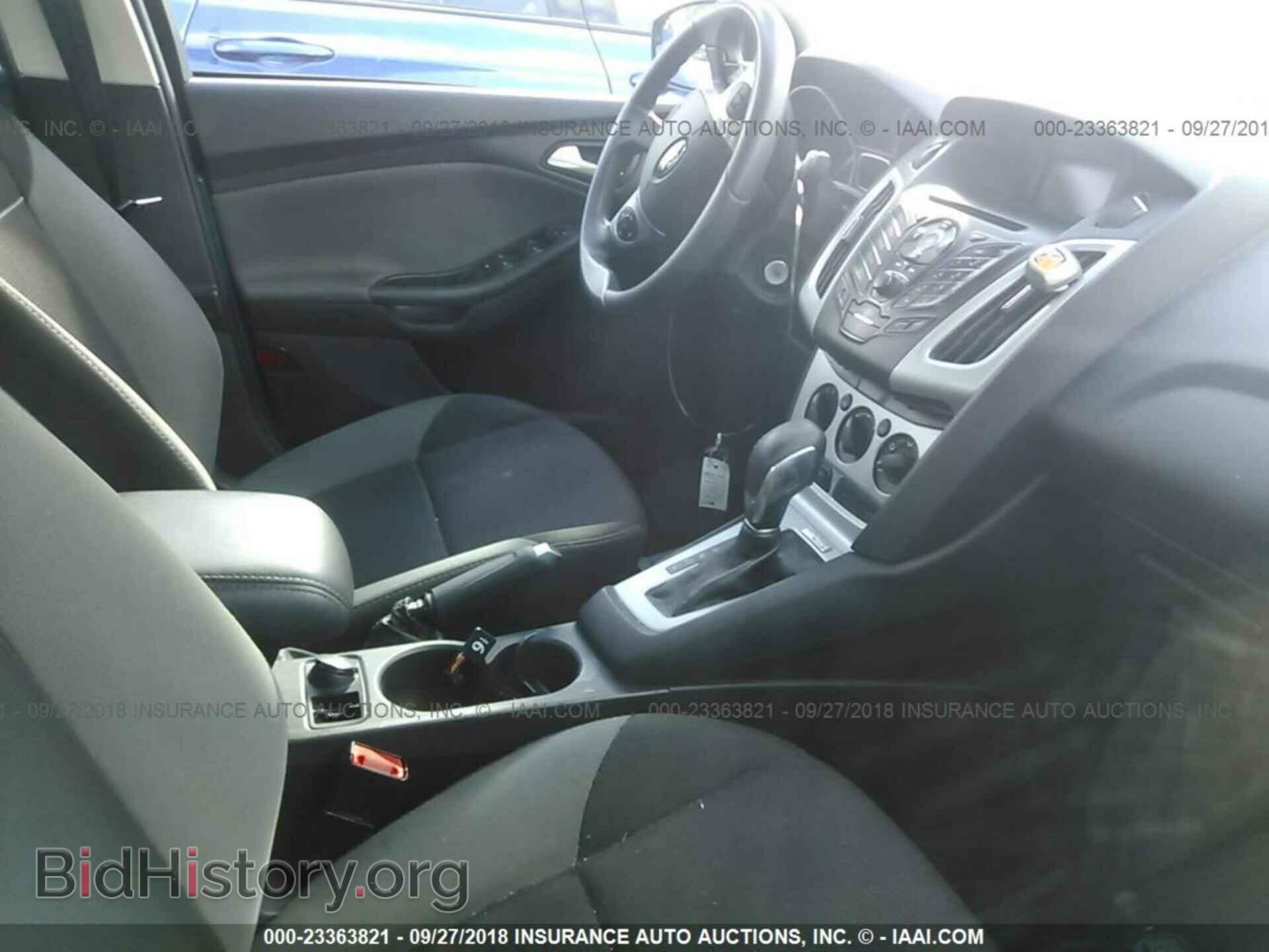 2014 Ford Focus - VIN: 1FADP3F22EL201353 - Фото 5