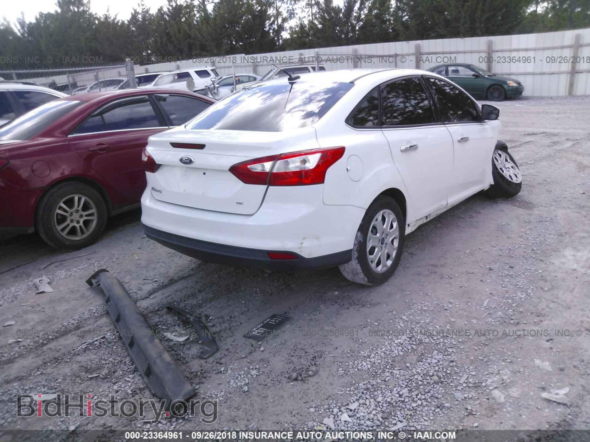 2012 Ford Focus - VIN: 1FAHP3F26CL169909 - Photo 4