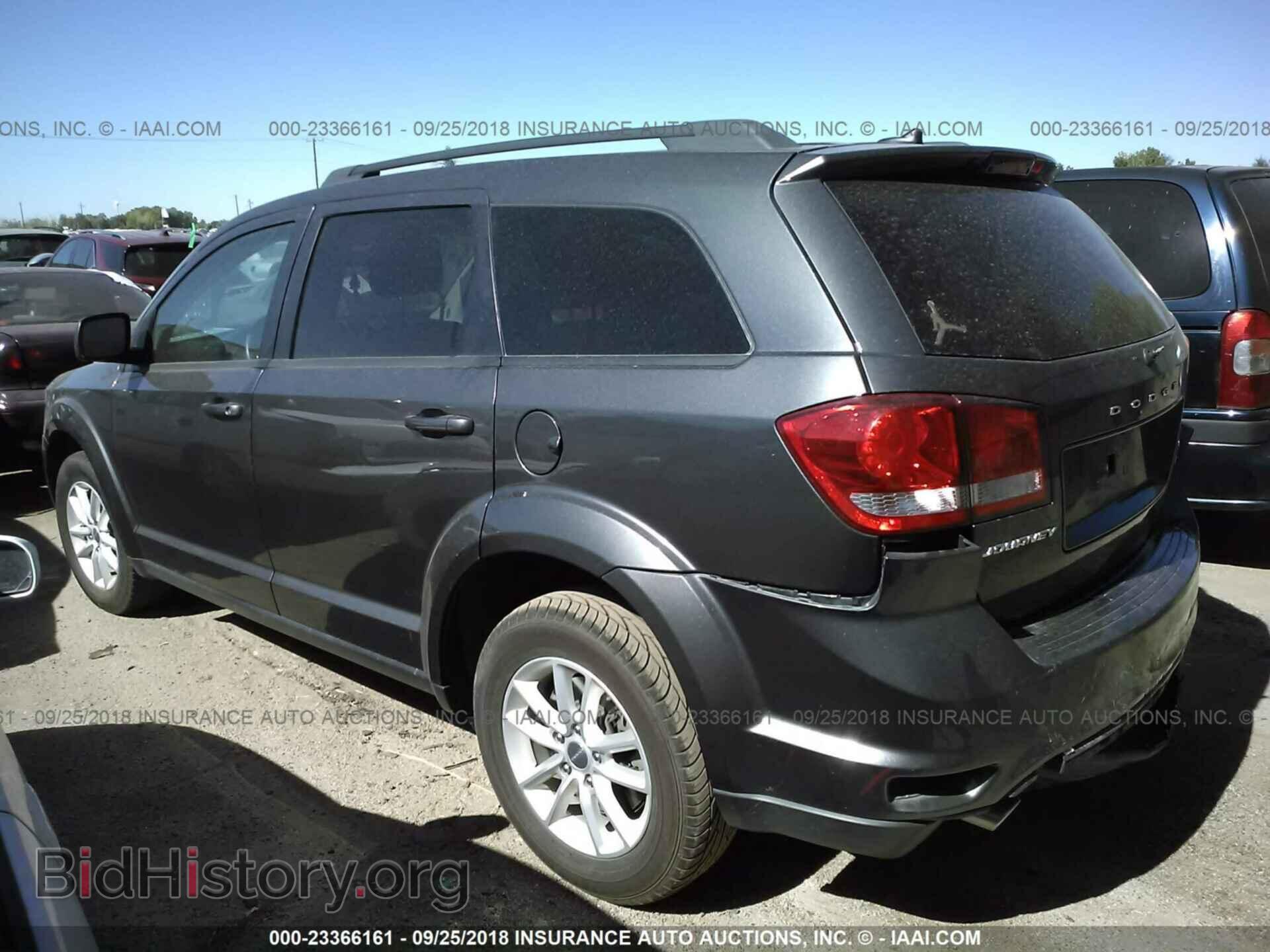 2016 Dodge Journey - VIN: 3C4PDCBG2GT100645 - Photo 3