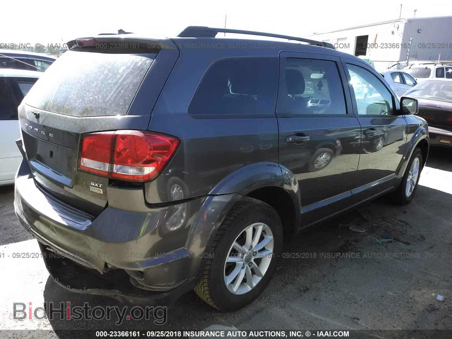 2016 Dodge Journey - VIN: 3C4PDCBG2GT100645 - Photo 4