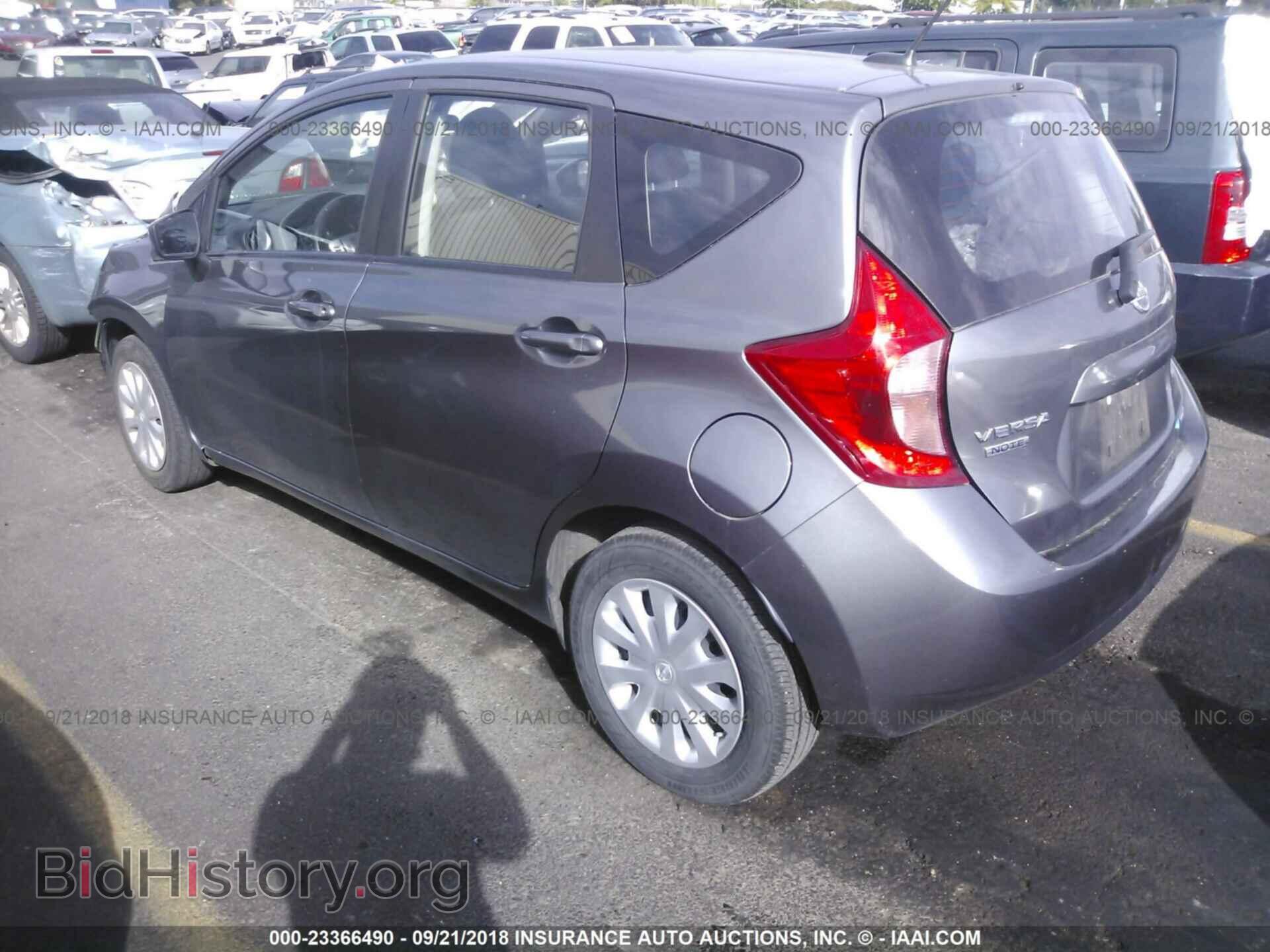2016 Nissan Versa note - VIN: 3N1CE2CP4GL358124 - Фото 3