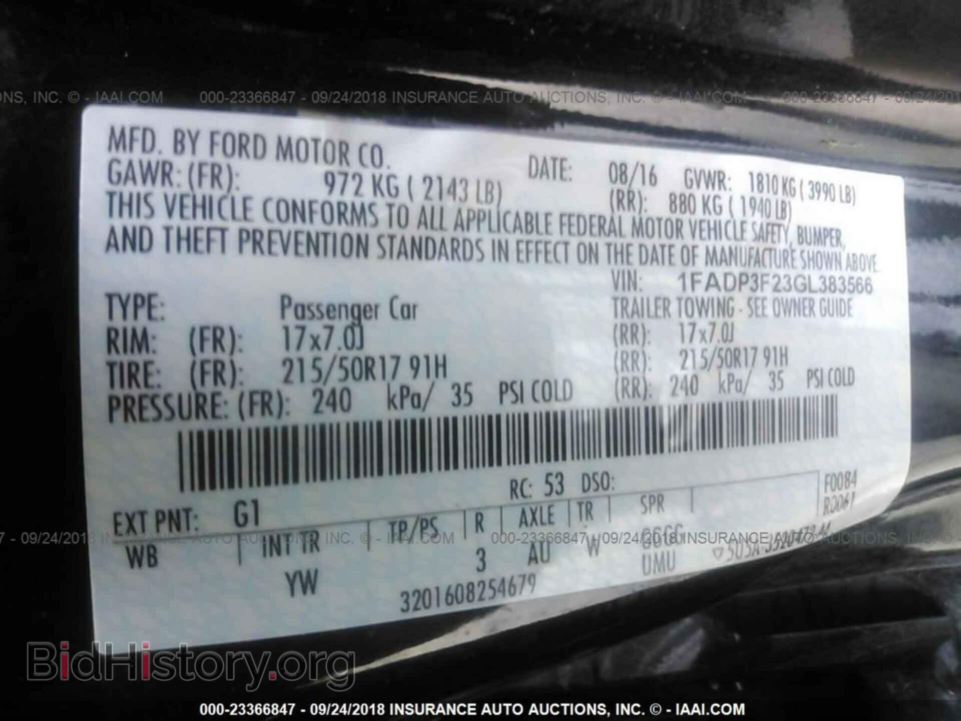 2016 Ford Focus - VIN: 1FADP3F23GL383566 - Photo 9