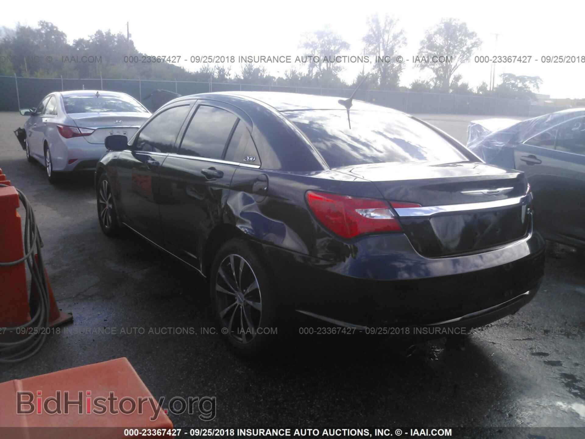 2012 Chrysler 200 - VIN: 1C3CCBHG2CN289444 - Фото 3