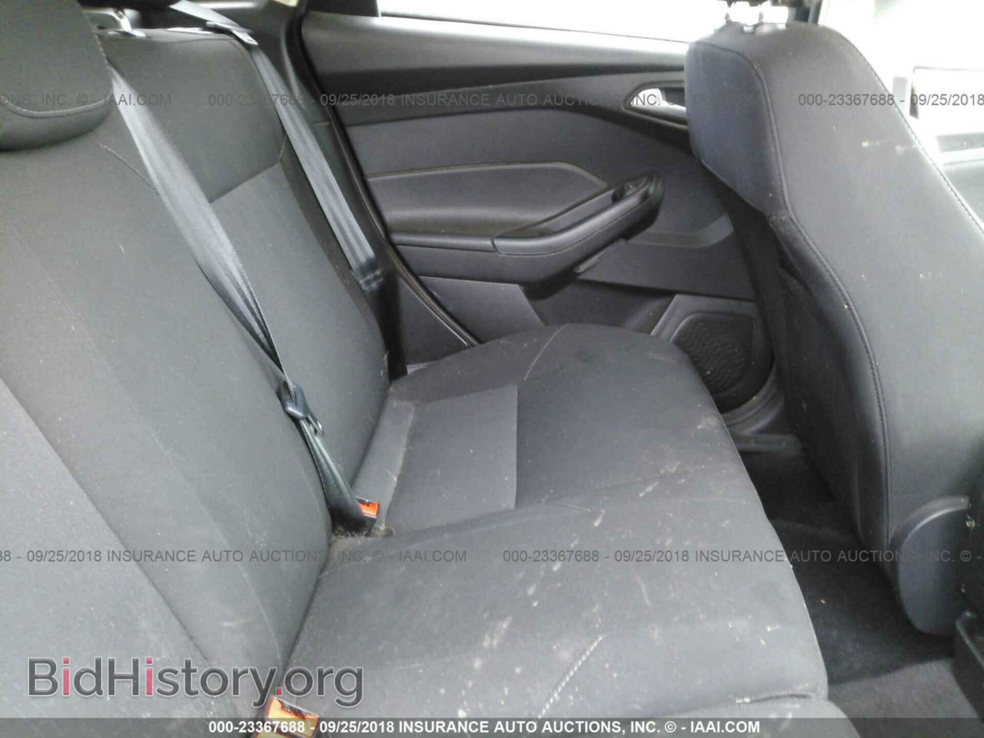 2017 Ford Focus - VIN: 1FADP3M26HL298063 - Photo 8