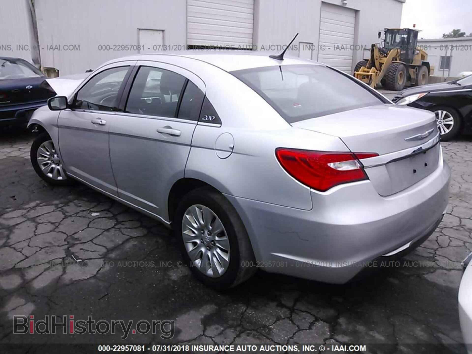 2012 CHRYSLER 200 - VIN: 1C3CCBAB6CN127704 - Photo 3
