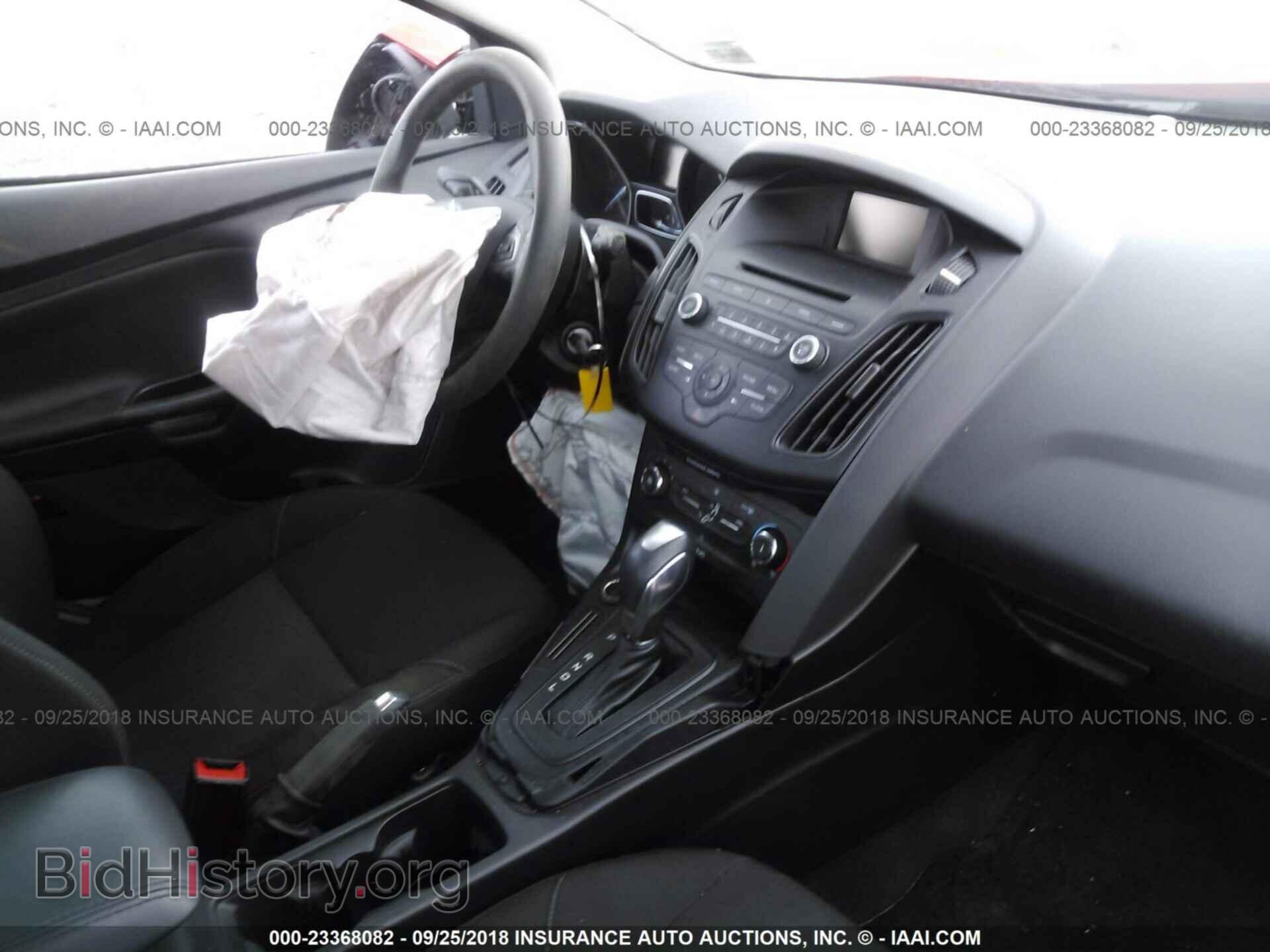 2015 Ford Focus - VIN: 1FADP3F26FL279300 - Photo 5