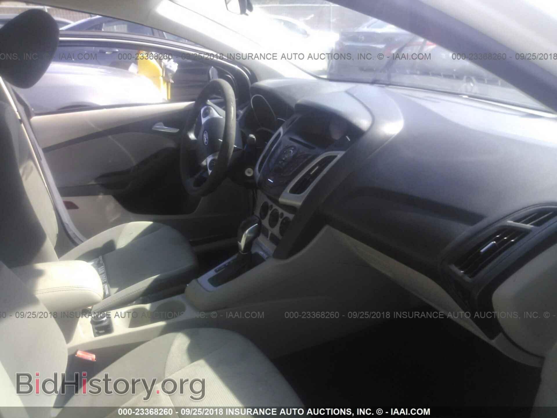 2012 Ford Focus - VIN: 1FAHP3F29CL274055 - Photo 5