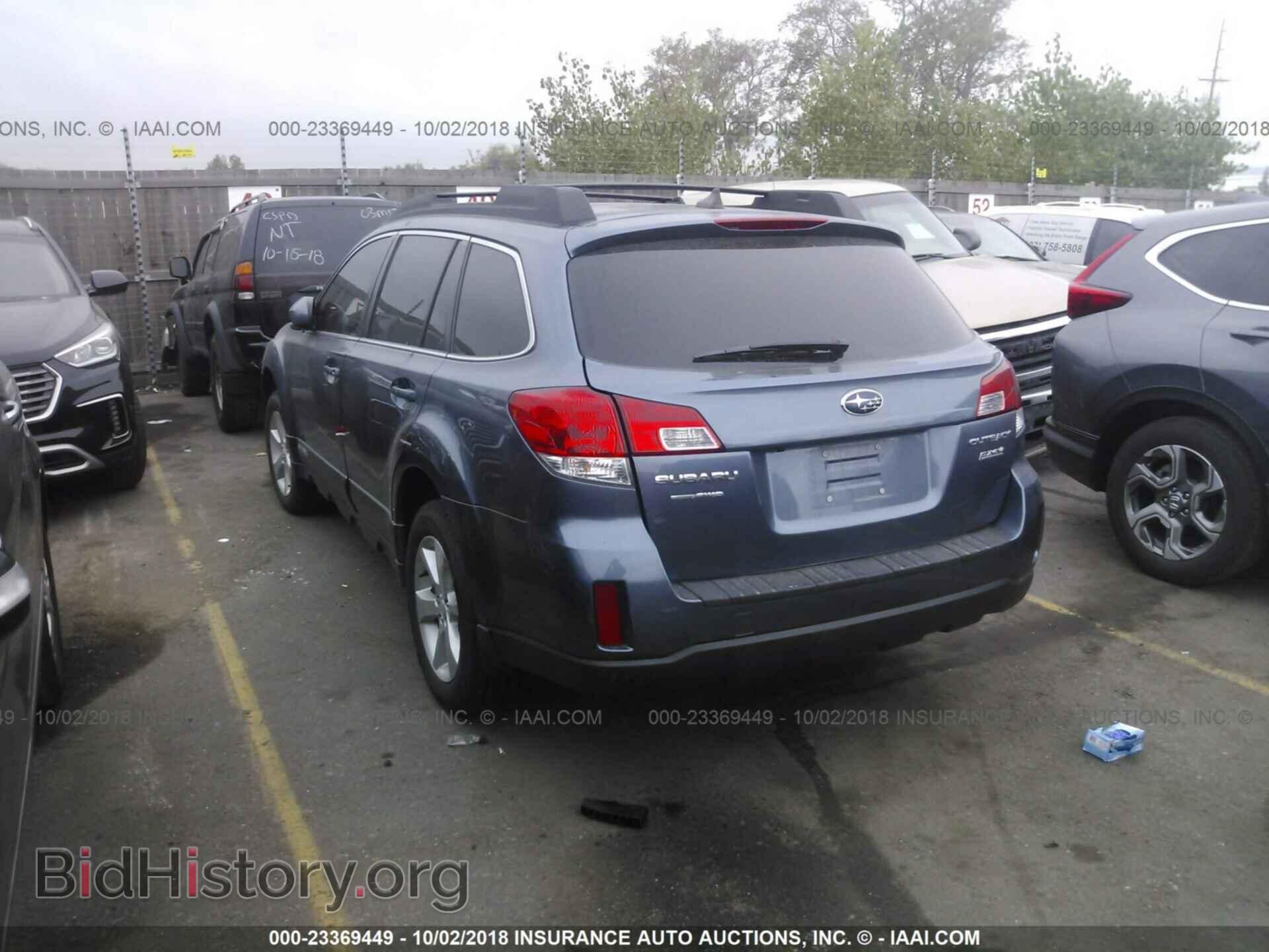 2014 Subaru Outback - VIN: 4S4BRBLC2E3236845 - Фото 3
