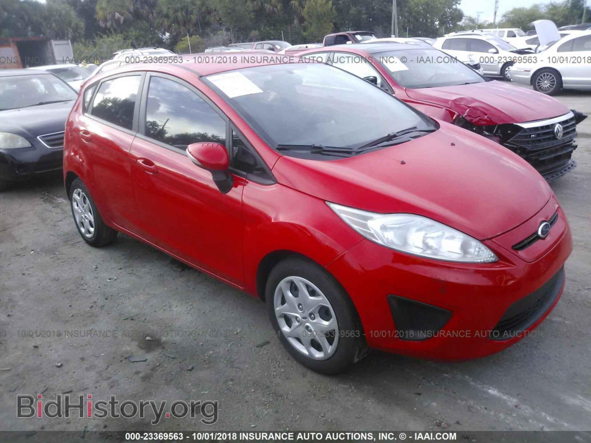 Photo 3FADP4EJ8DM218640 - Ford Fiesta 2013
