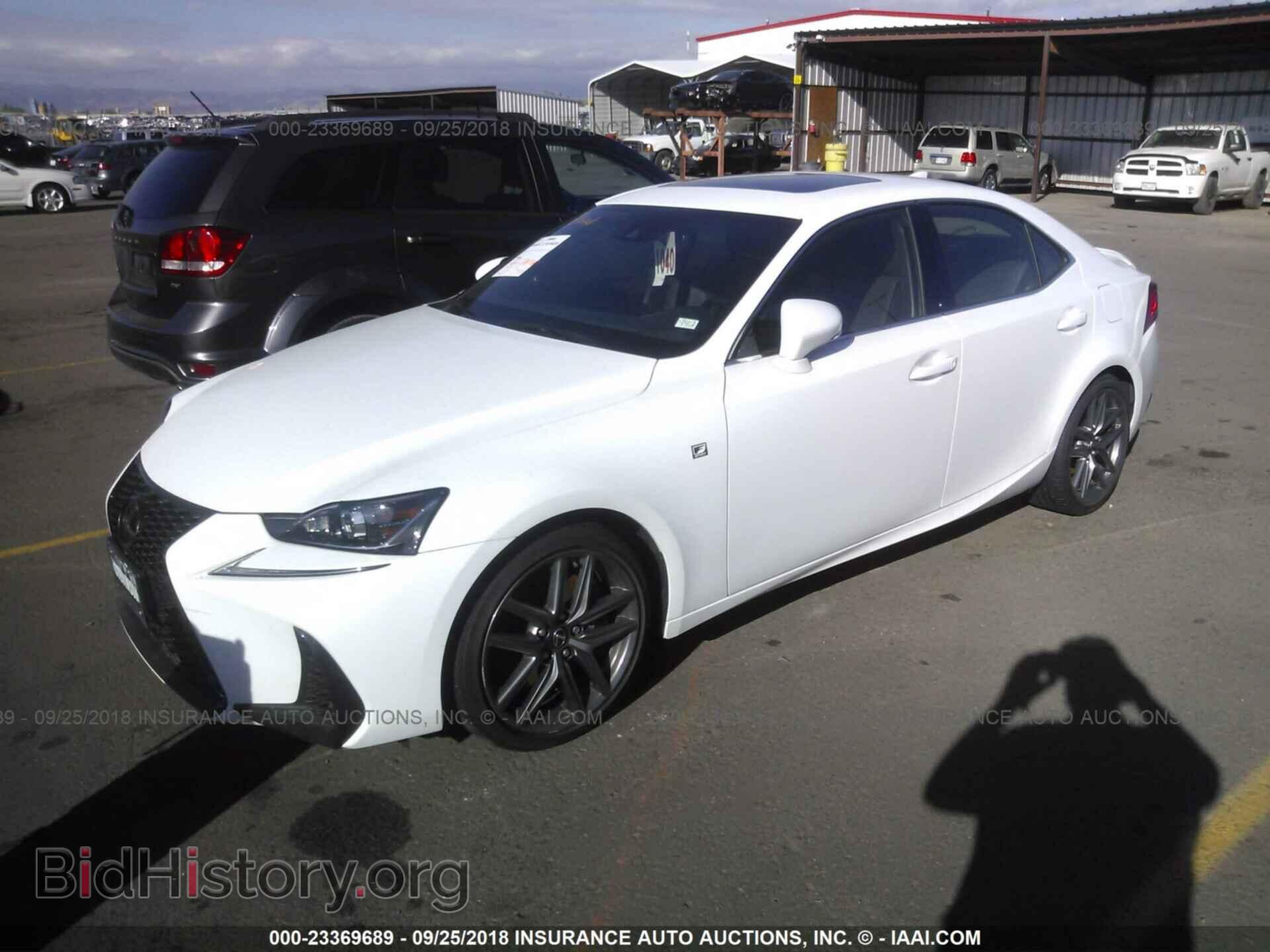 2017 Lexus Is - VIN: JTHCM1D29H5024569 - Фото 2