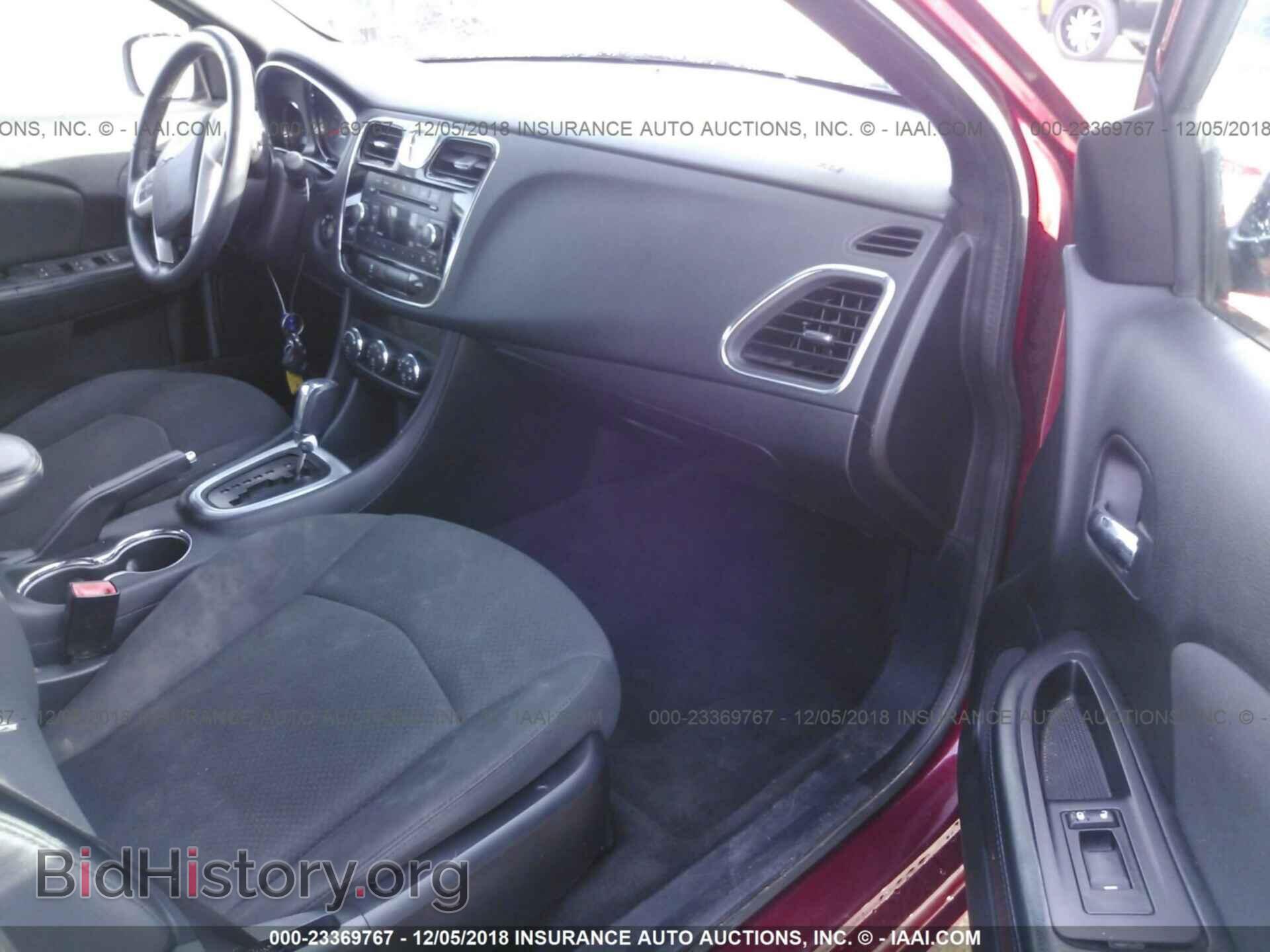 2011 Chrysler 200 - VIN: 1C3BC1FB9BN545798 - Фото 5