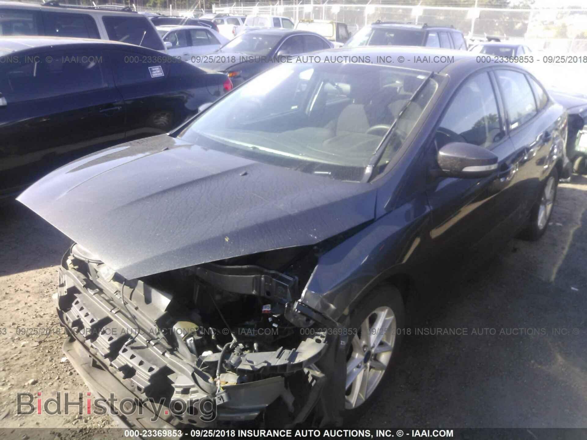 2016 Ford Focus - VIN: 1FADP3FE2GL263249 - Photo 2