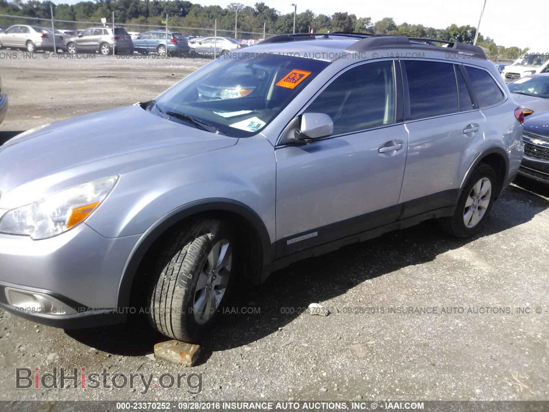 2012 Subaru Outback - VIN: 4S4BRBKC4C3204767 - Фото 2