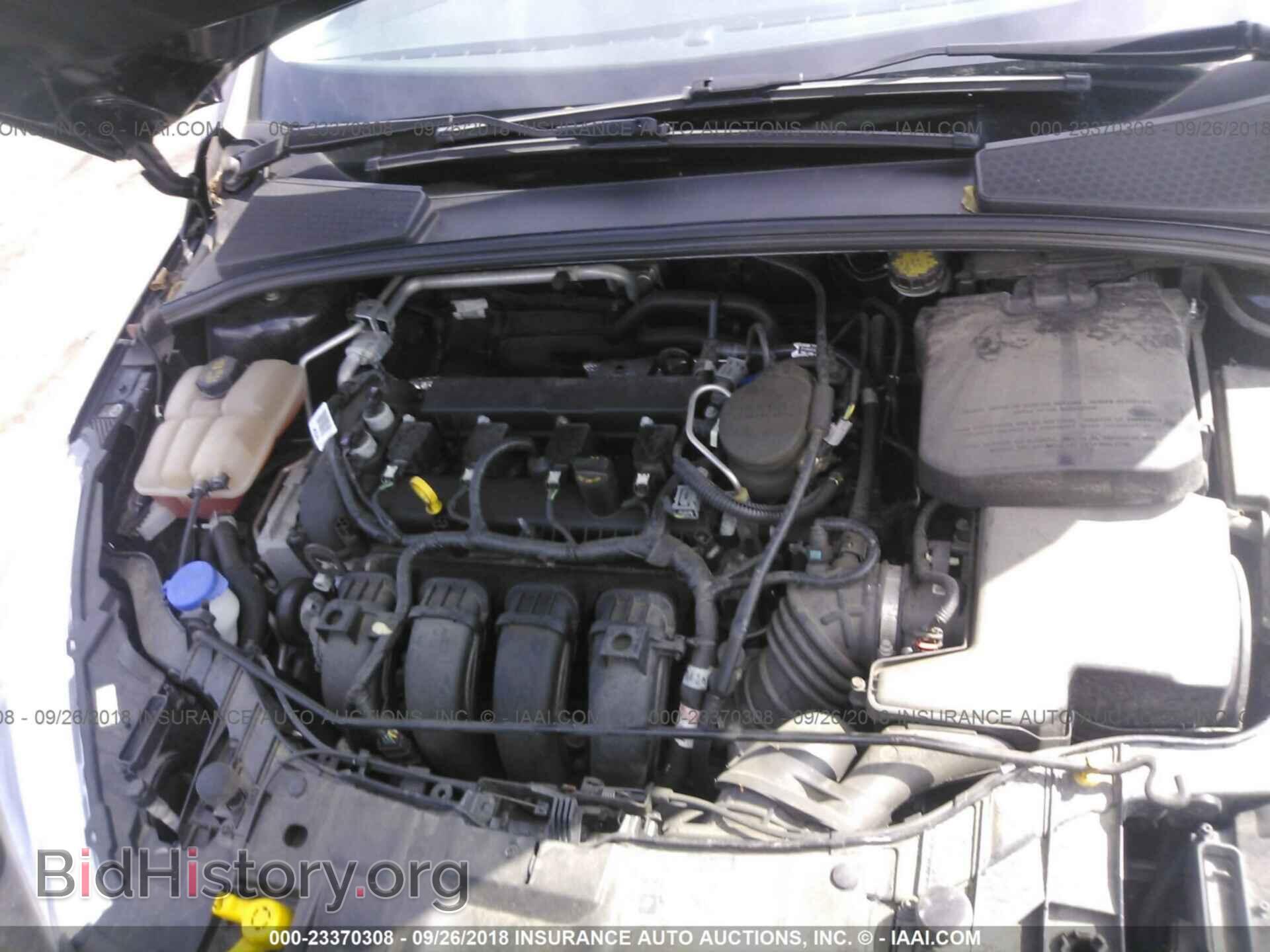2016 Ford Focus - VIN: 1FADP3F2XGL297770 - Photo 10